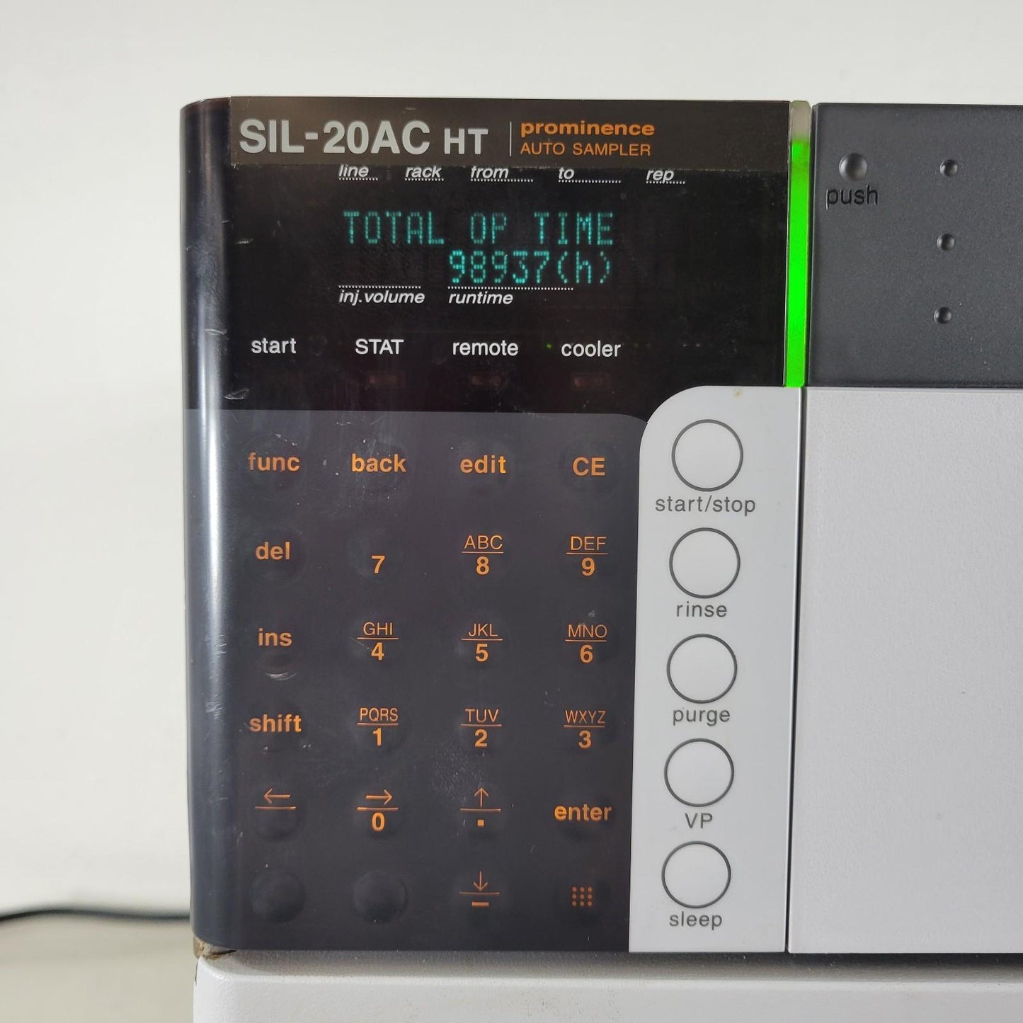 TESTED Shimadzu SIL-20AC HT 228-45133-32 Prominence Auto Sampler HPLC AS Chromat