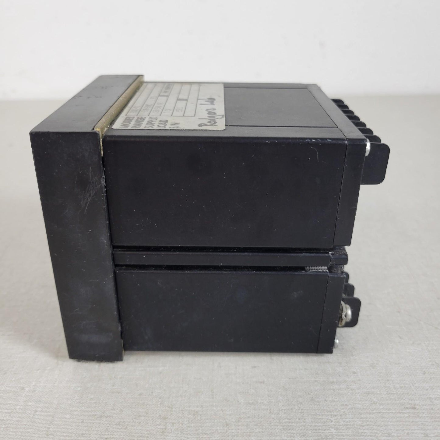 Tested Omega 6001-P1 Temperature Controller , -200°C to +600°C RTD, 120/240VAC