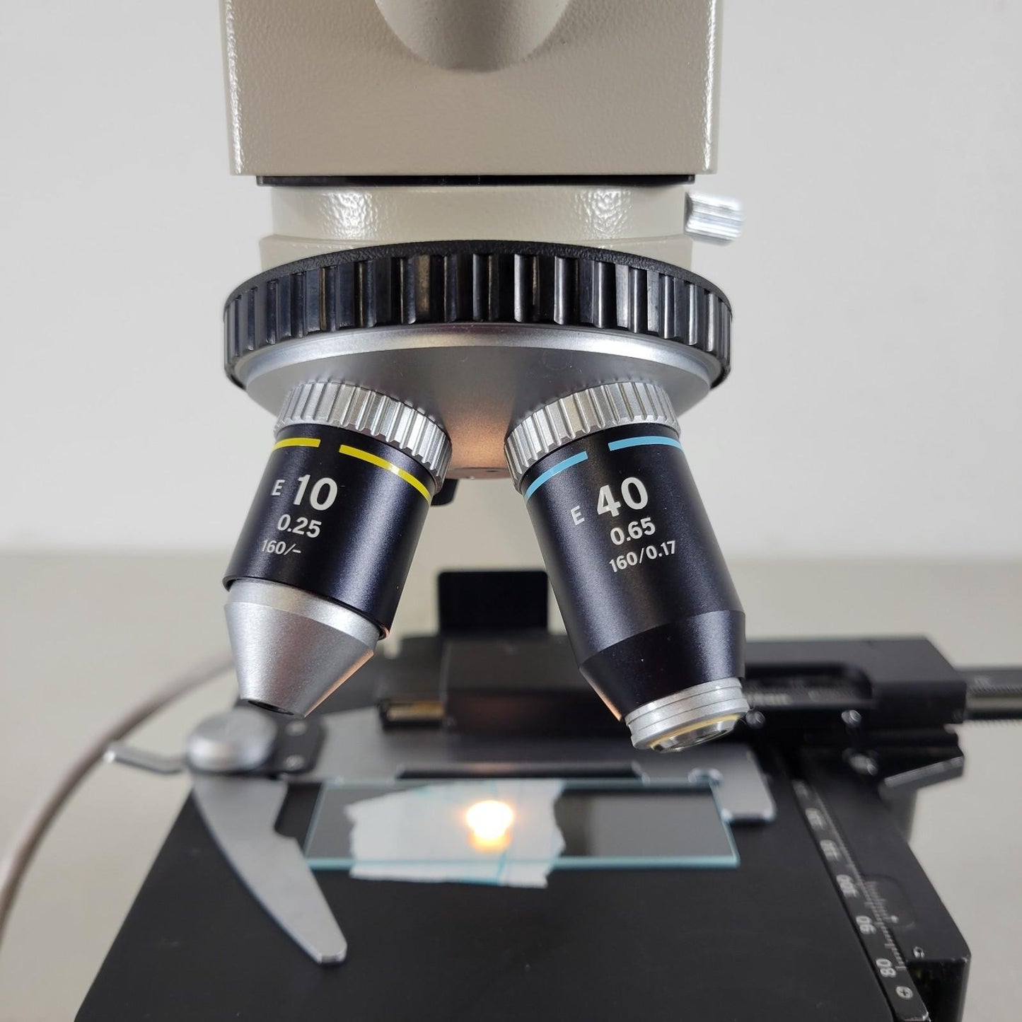 Nikon 136146 Alphaphot YS Microscope w/ E10 0.25 160/- and E40 0.65 160/0.17