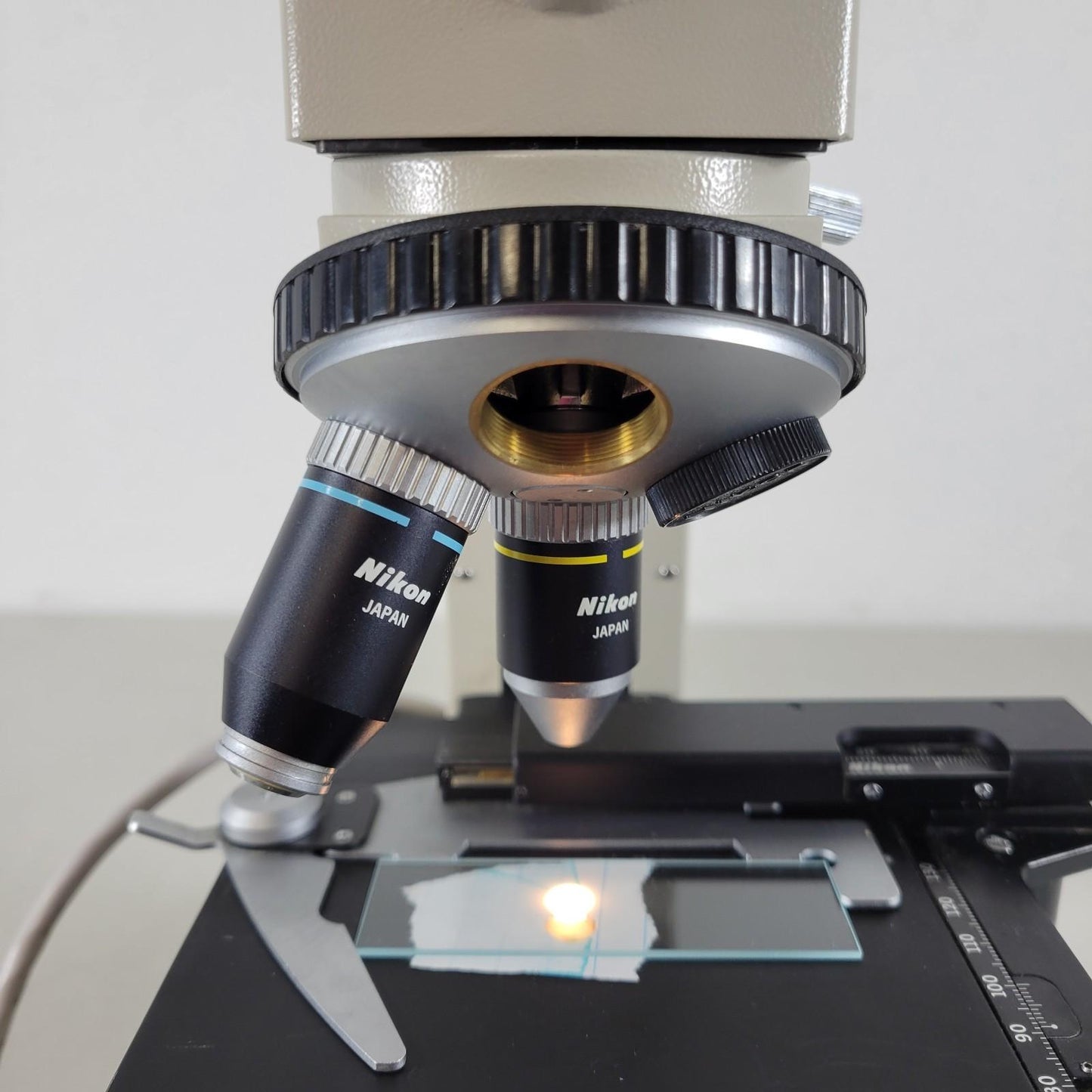 Nikon 136146 Alphaphot YS Microscope w/ E10 0.25 160/- and E40 0.65 160/0.17