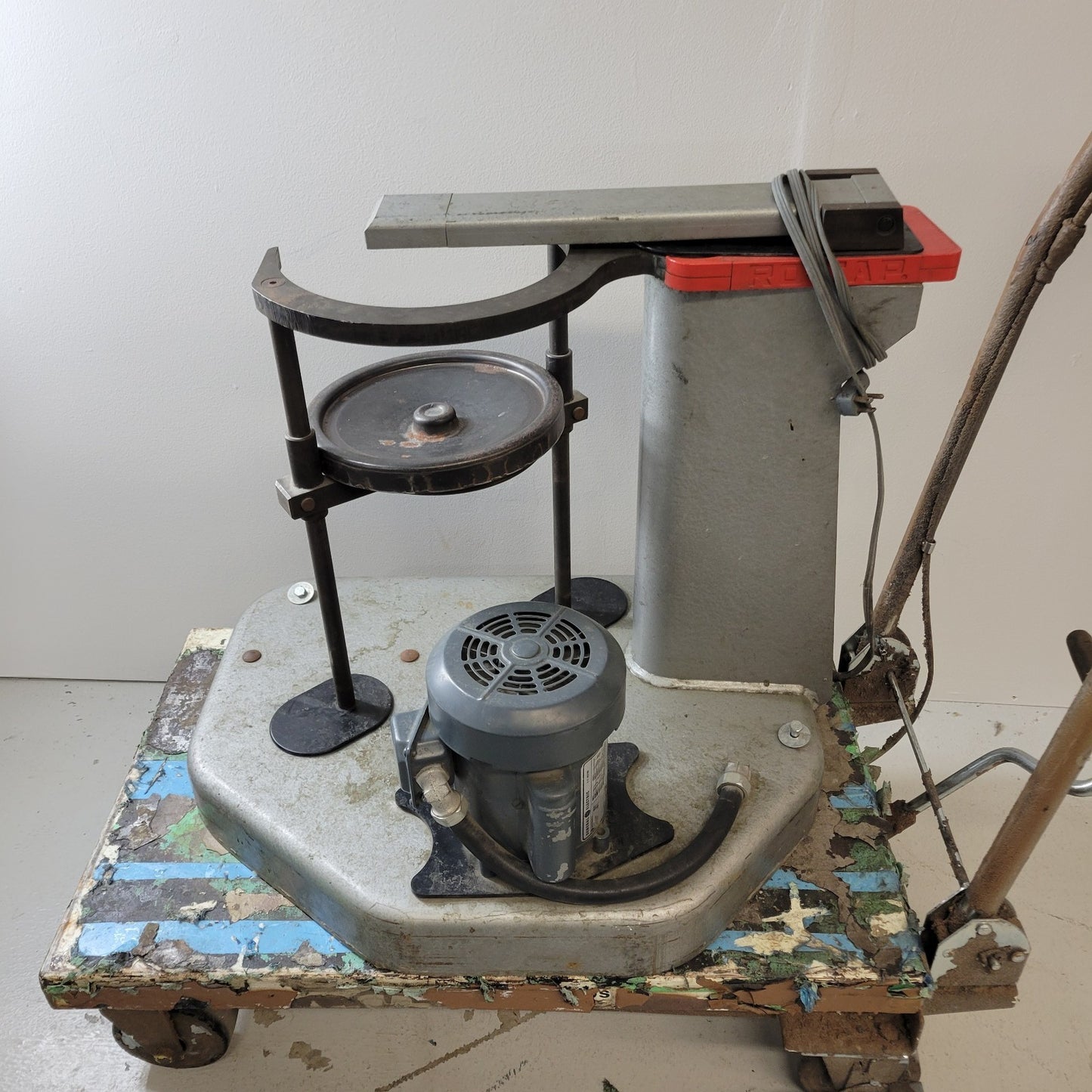 TESTED W.S. Tyler Ro-Tap Testing Mechanical Sieve Shaker Model B 115/230 Volts