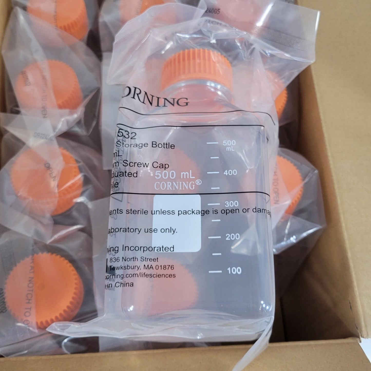 Corning 431532 PET Storage Bottle 500mL 45mm Screw Cap Graduated Sterile 12/Pk