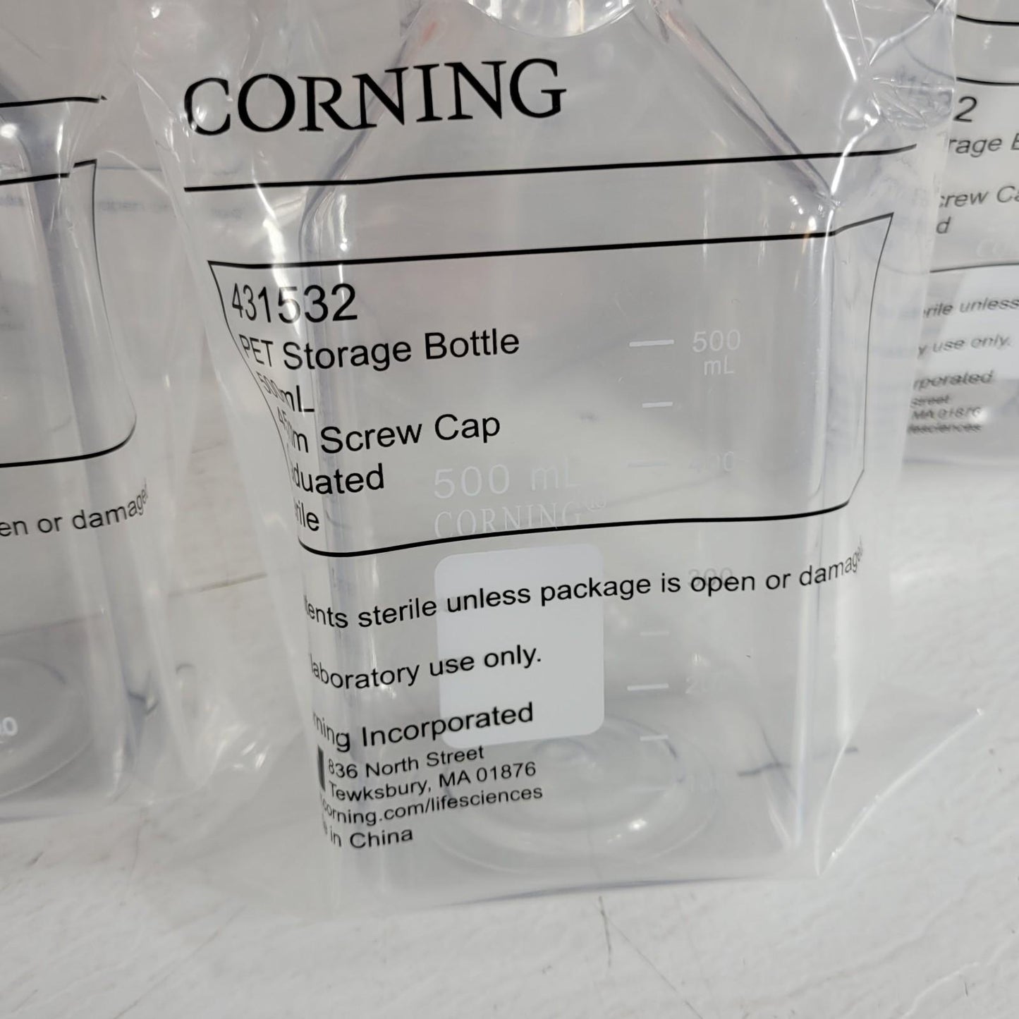Lot of 8 Corning 431532 PET Storage Botte 500mL 45mm Screw Cap Graduated