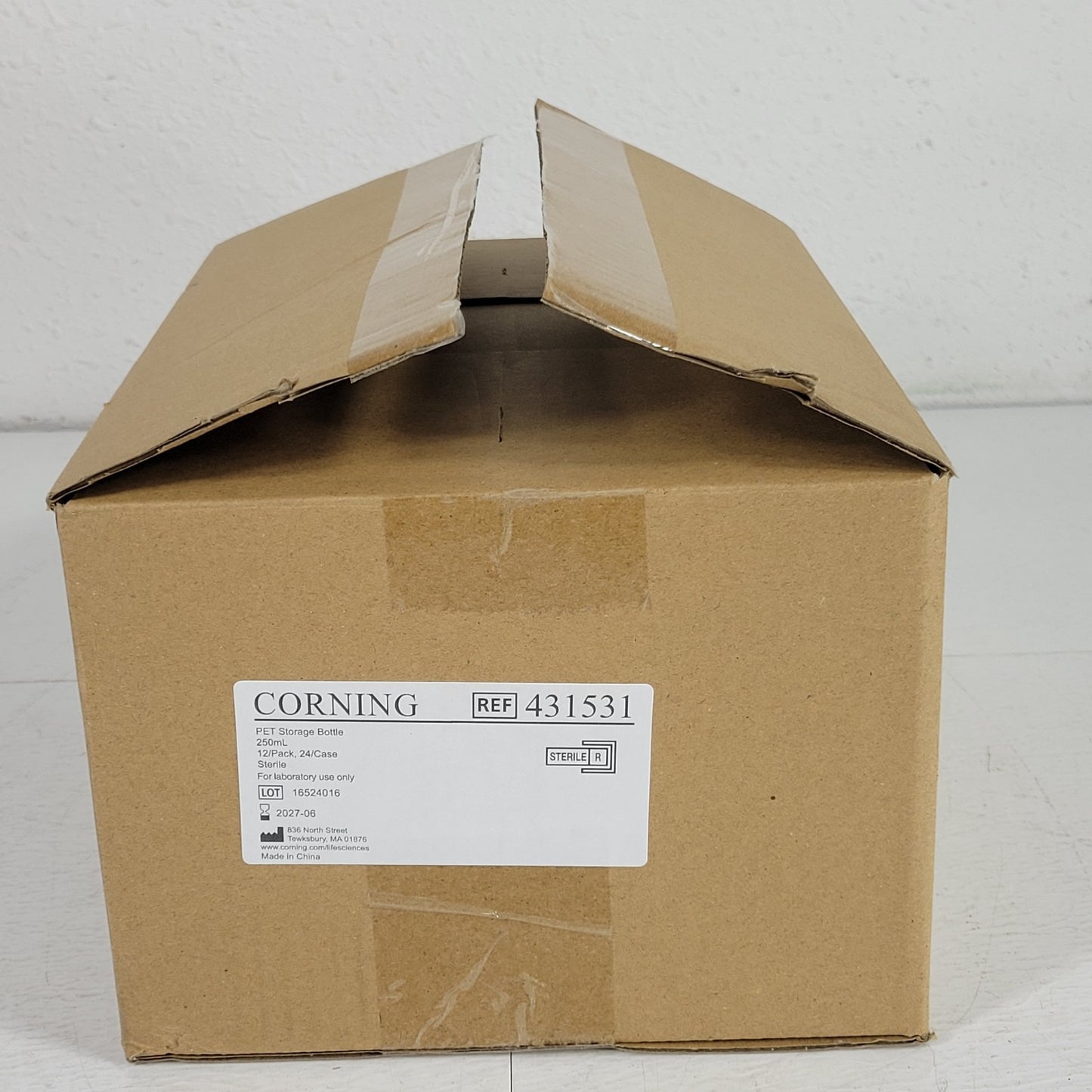 Corning 431531 PET Storage Bottle 250mL 45mm Screw Cap Graduated 12/Pack