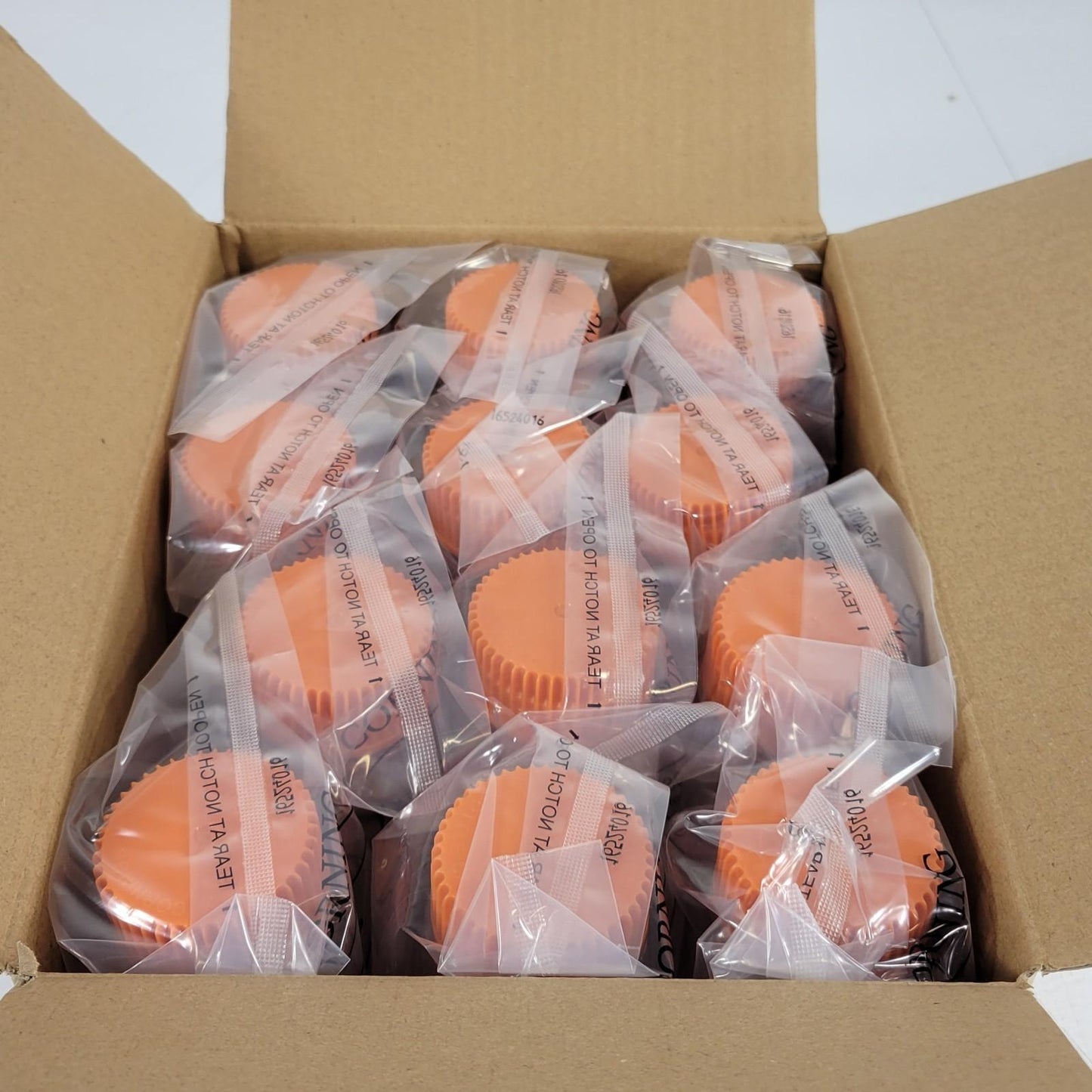 Corning 431531 PET Storage Bottle 250mL 45mm Screw Cap Graduated 12/Pack