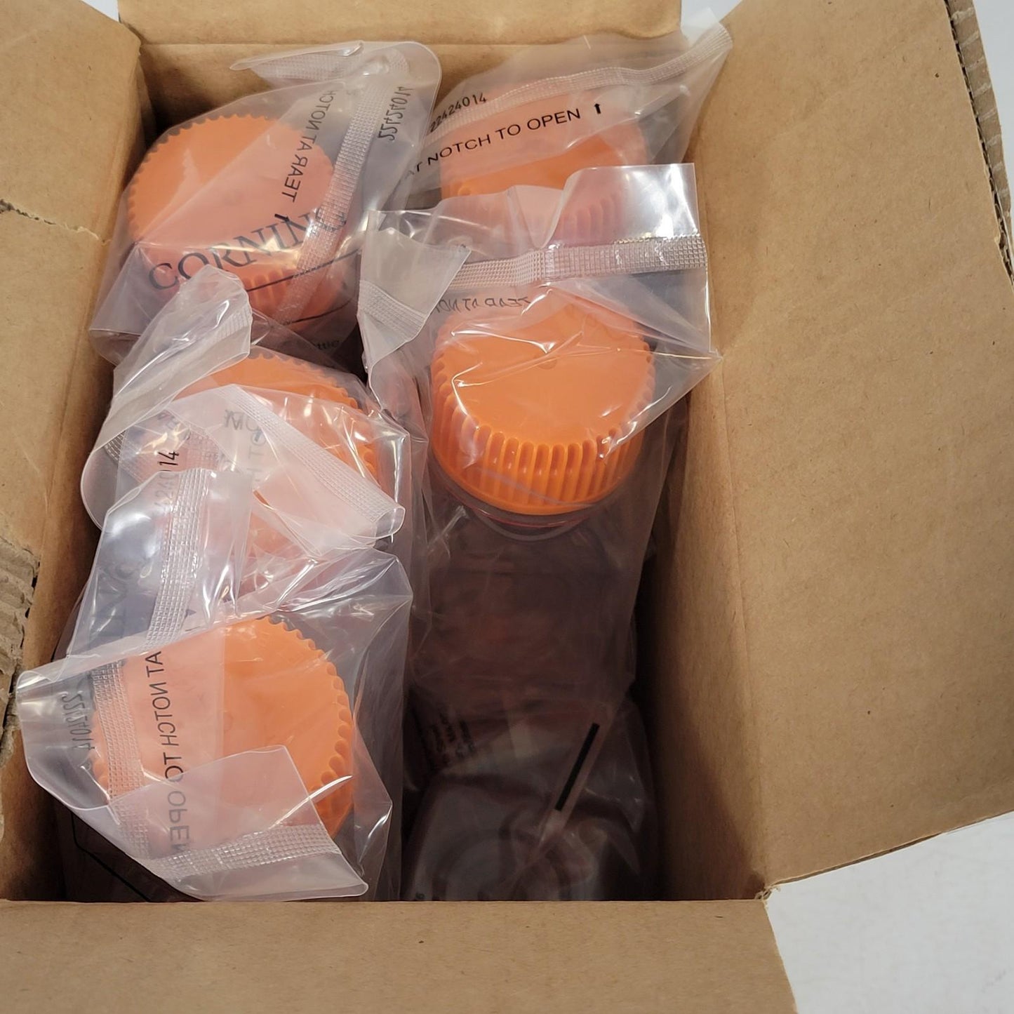 12/Pack Corning 431530 PET Storage Bottle 125mL 45mm Screw Cap Graduated