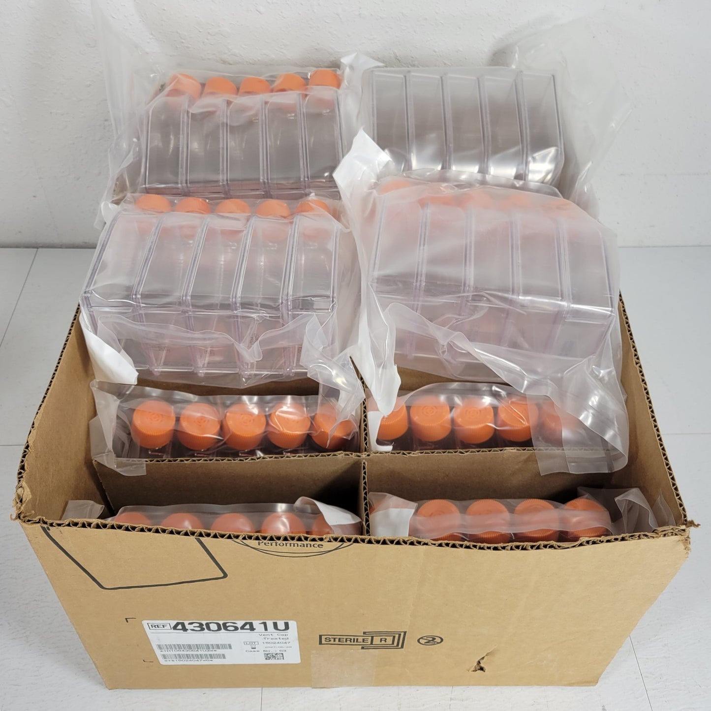 70-Pack Corning 430641U 75cm² U-Shaped Canted Neck Treated Cell Culture Flask