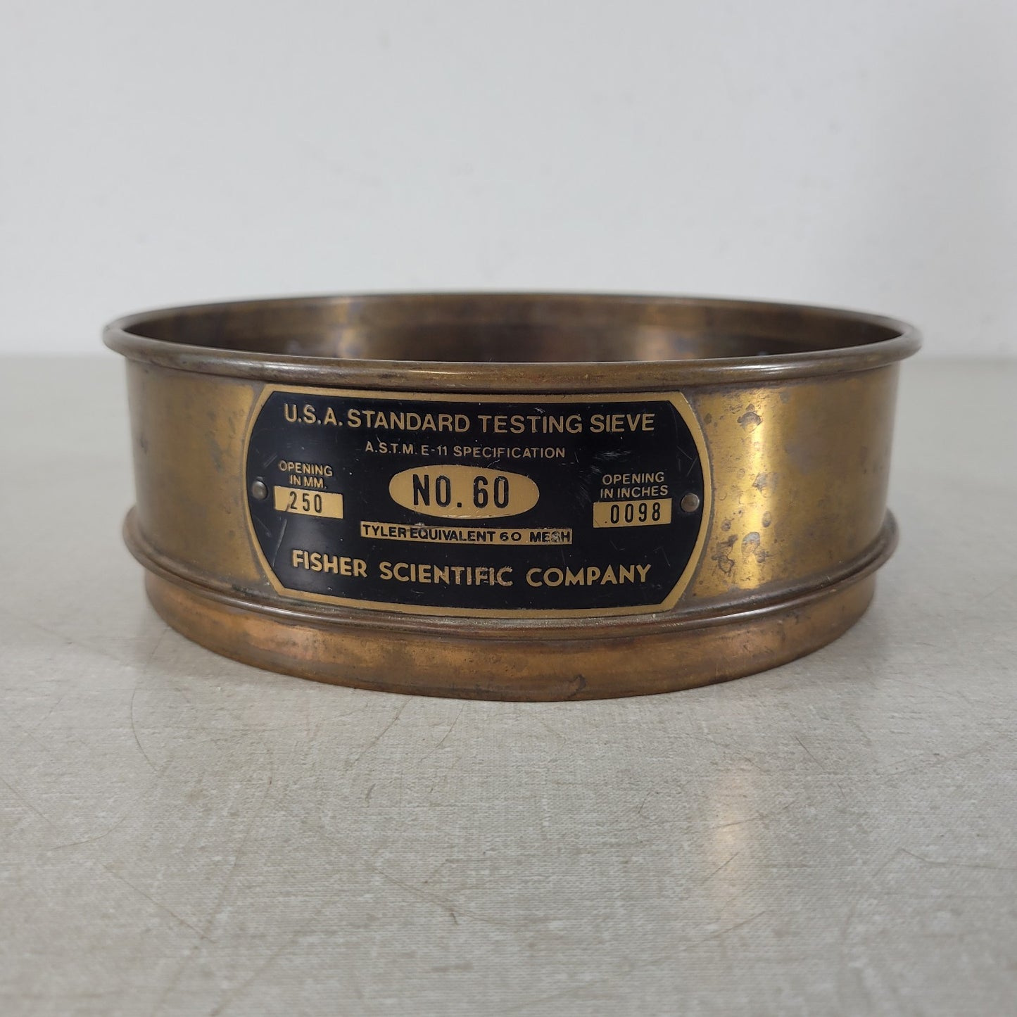 Fisher Scientific Co Standard Testing Sieve ASTM E-11 Specification NO. 60 Mesh