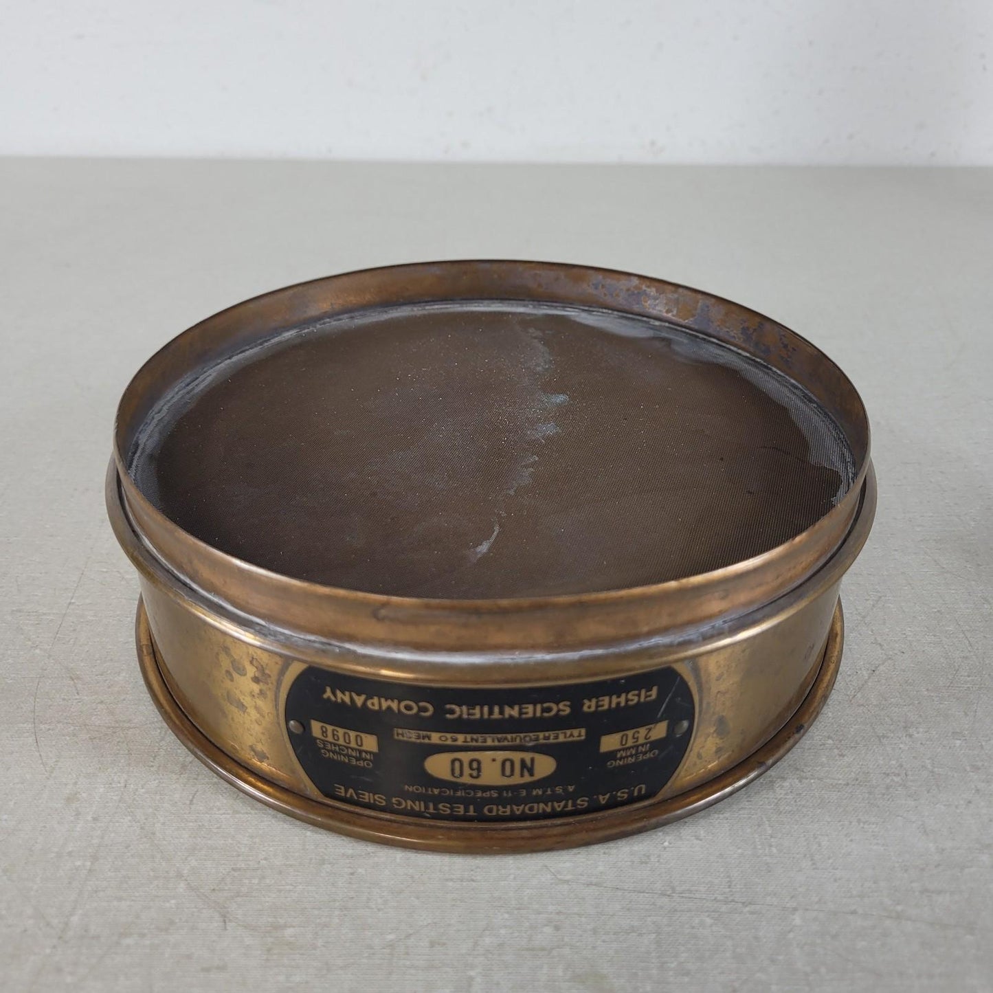 Fisher Scientific Co Standard Testing Sieve ASTM E-11 Specification NO. 60 Mesh