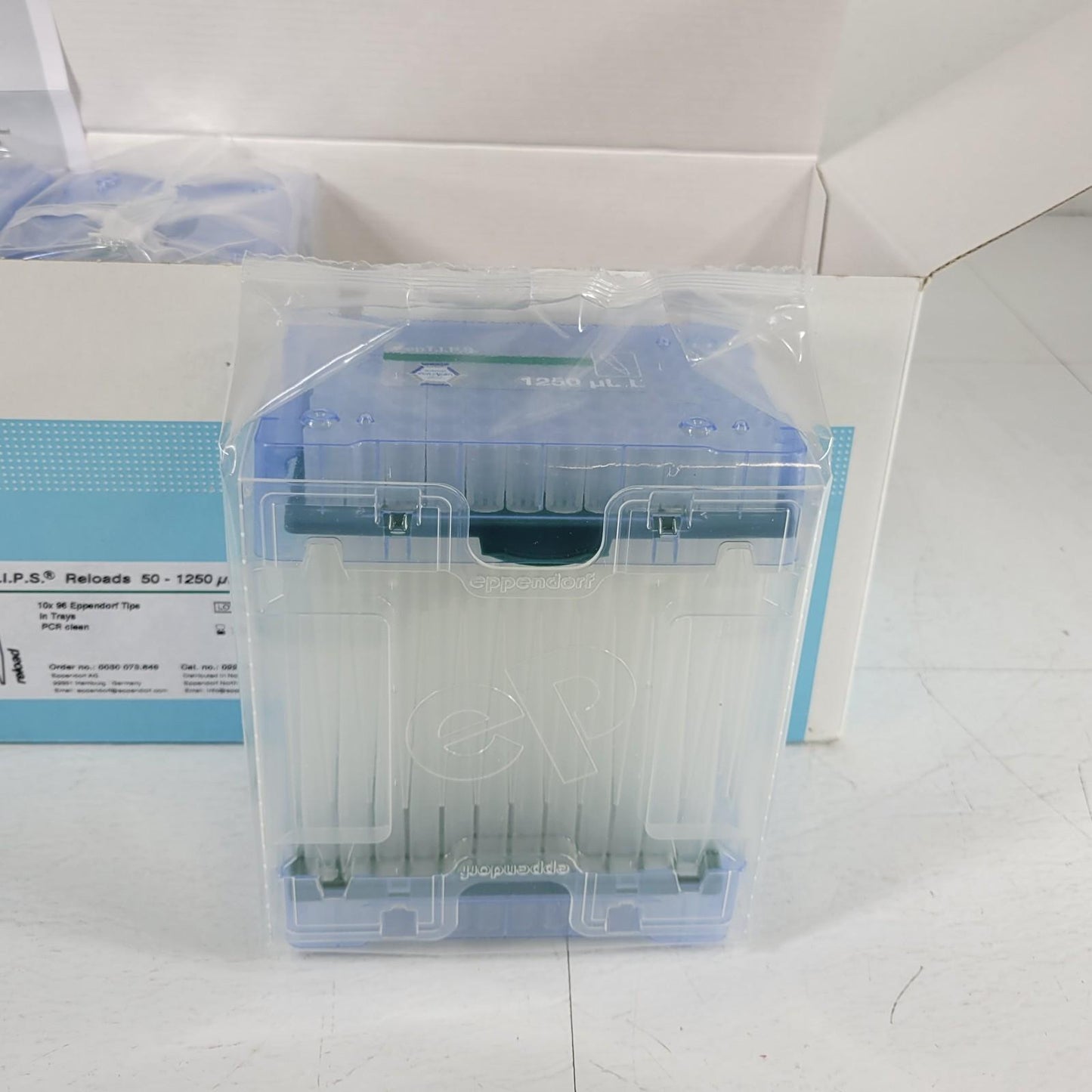 Eppendorf 022494006 epT.I.P.S. Reloads 50-1250µL 8 X 96 Tips PCR Clean