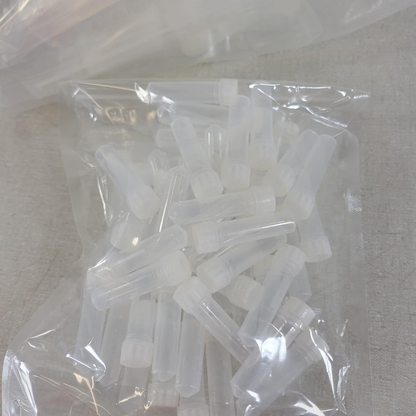 MIDSCI Pr1ma PR-SC2AC2G Conical Threaded Tube & Screw Cap Graduated 300 Ct