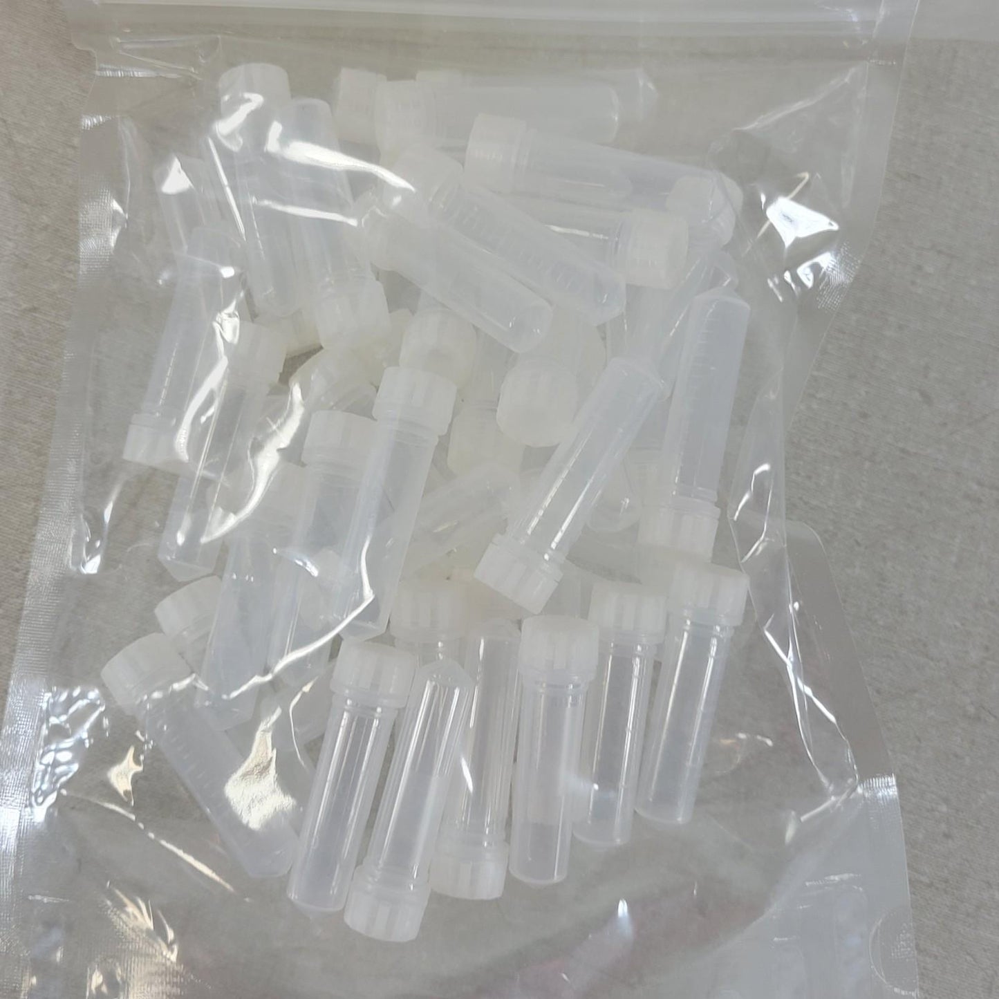 MIDSCI Pr1ma PR-SC2AC2G Conical Threaded Tube & Screw Cap Graduated 300 Ct
