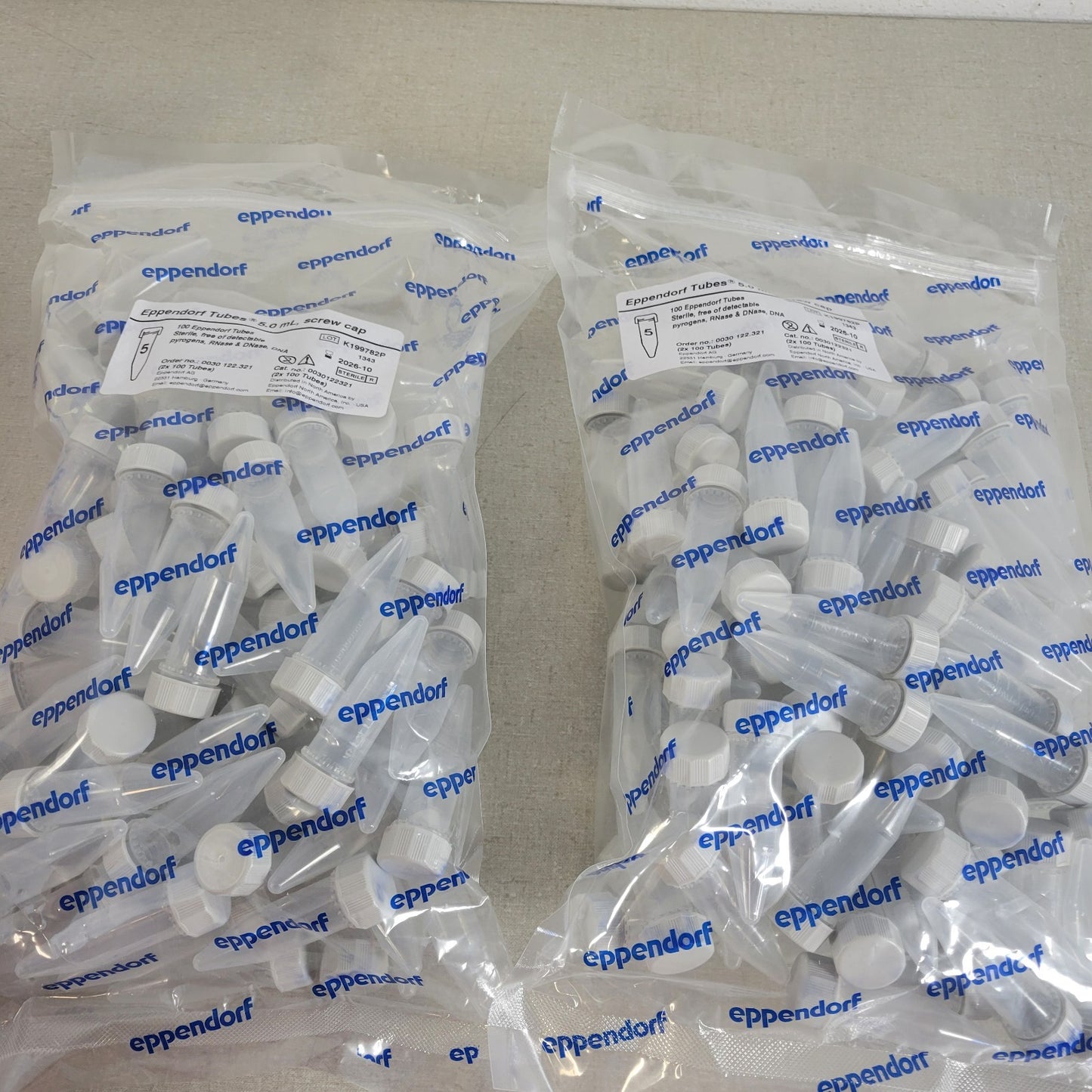 Eppendorf 0030122321 5.0mL Tubes Screw Cap 200 Count
