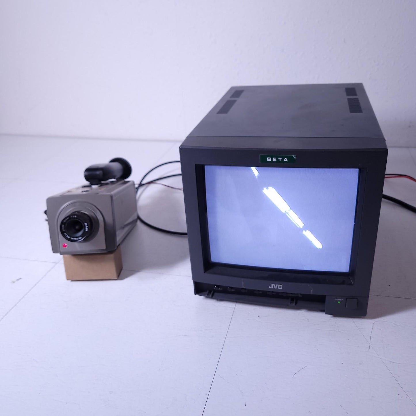 FJW Optical Systems 85400A FIND-R-SCOPE 1800nm Infrared Viewing Camera IR Lab