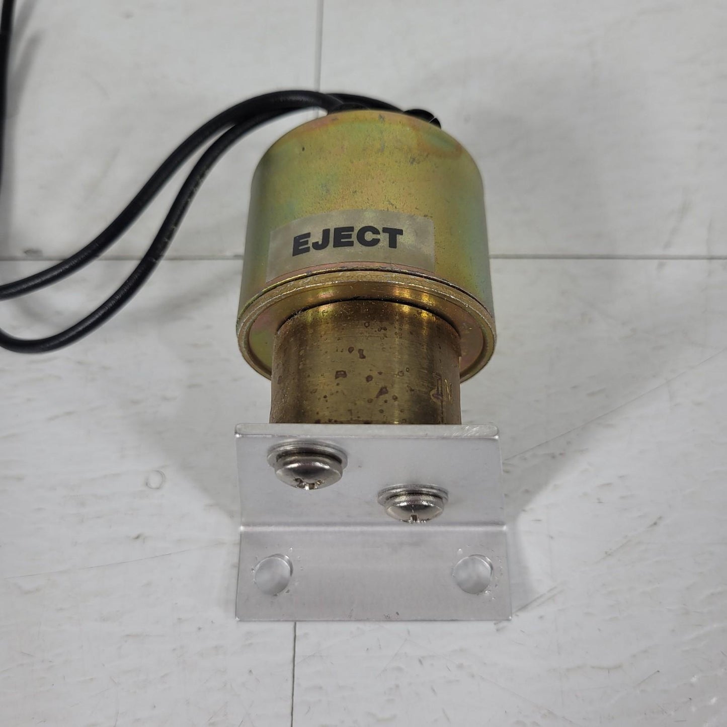 Parker C2DA1031 2-Way Solenoid Fluid Control Valve 30 PSI 24V DC MI8