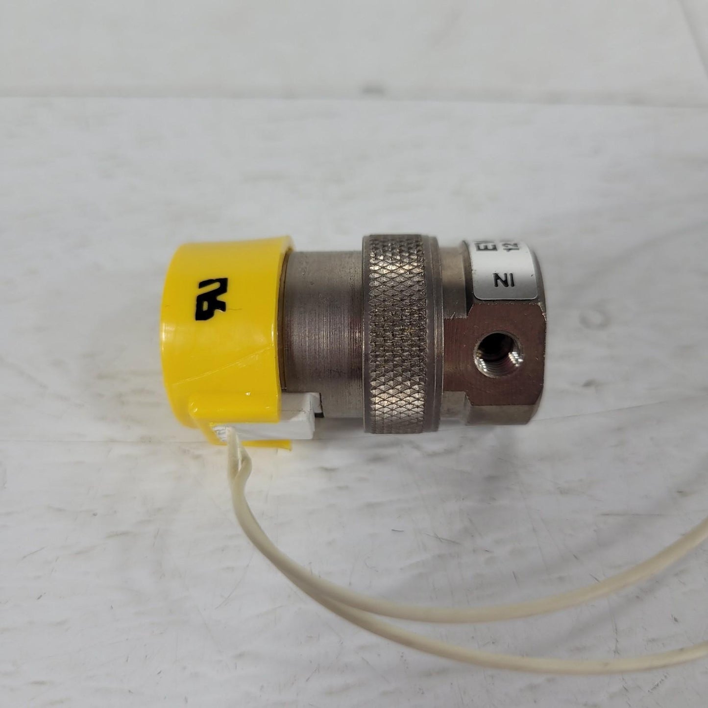 Clippard EV-2-12 Electric 2-Way Inline Valve 12VDC 100psig w/ Wire Leads