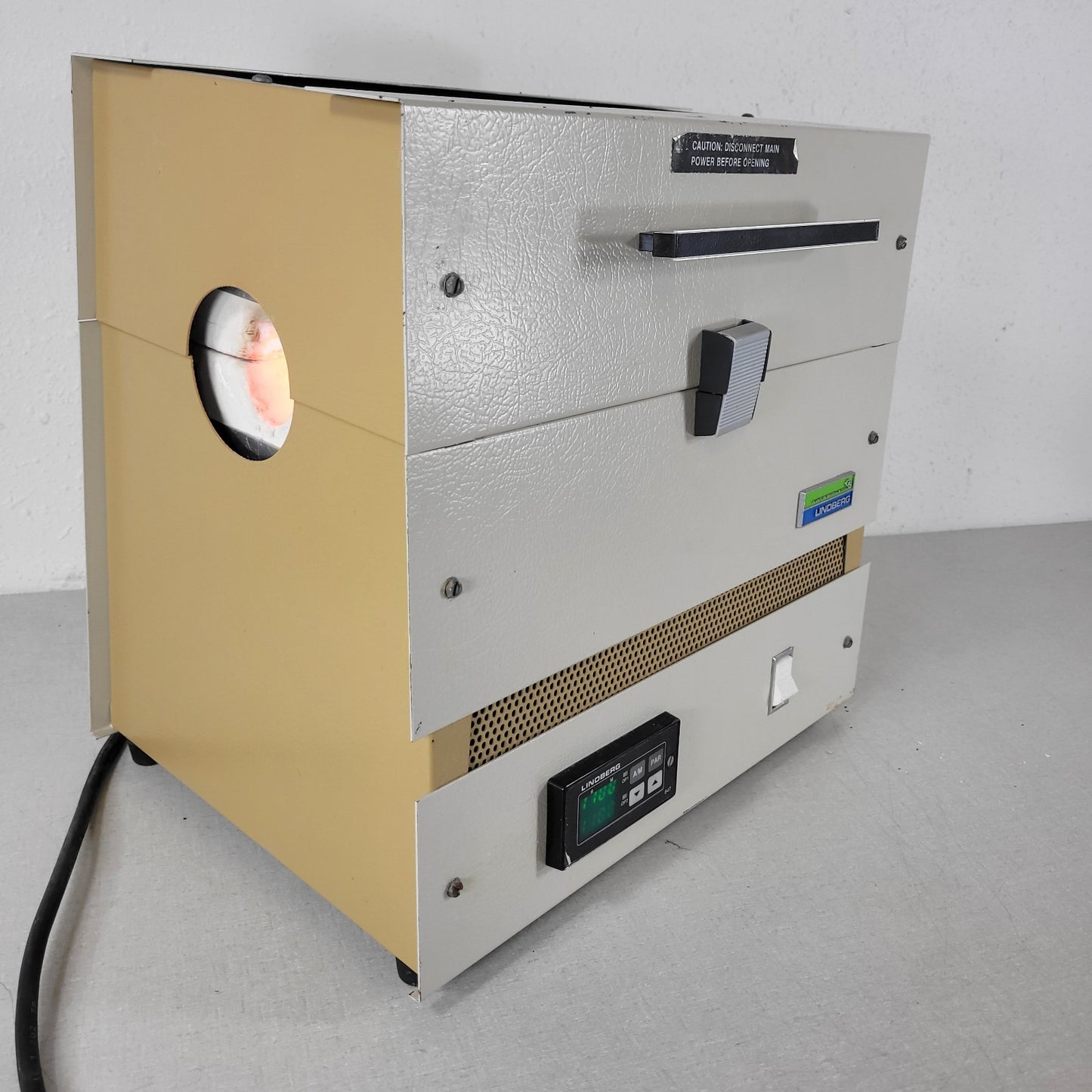 TESTED TO 1050°C Lindberg 55035 Ceramic Oven Tube Furnace 120/240 V 800 Watts