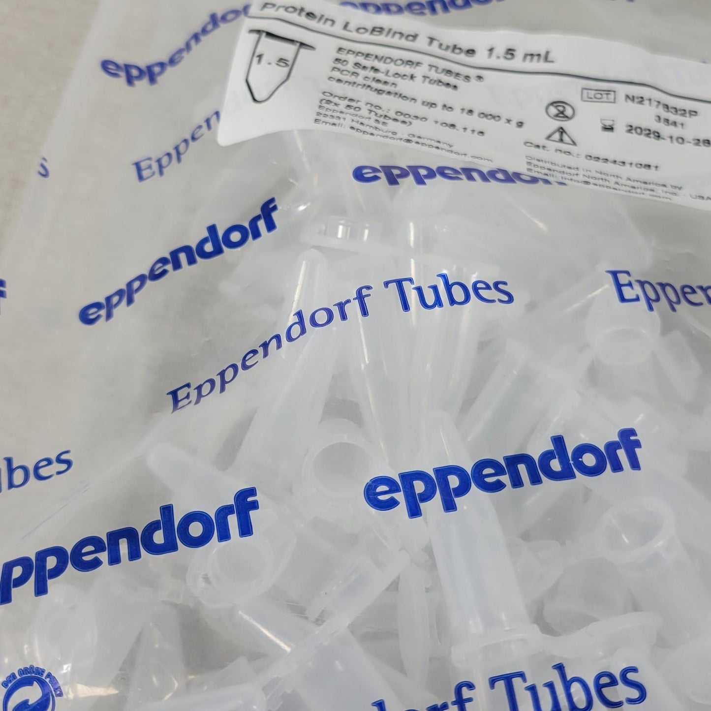 Eppendorf 022431081 Protein LoBind Centrifuge Processing Tube 1.5 mL 50 pcs
