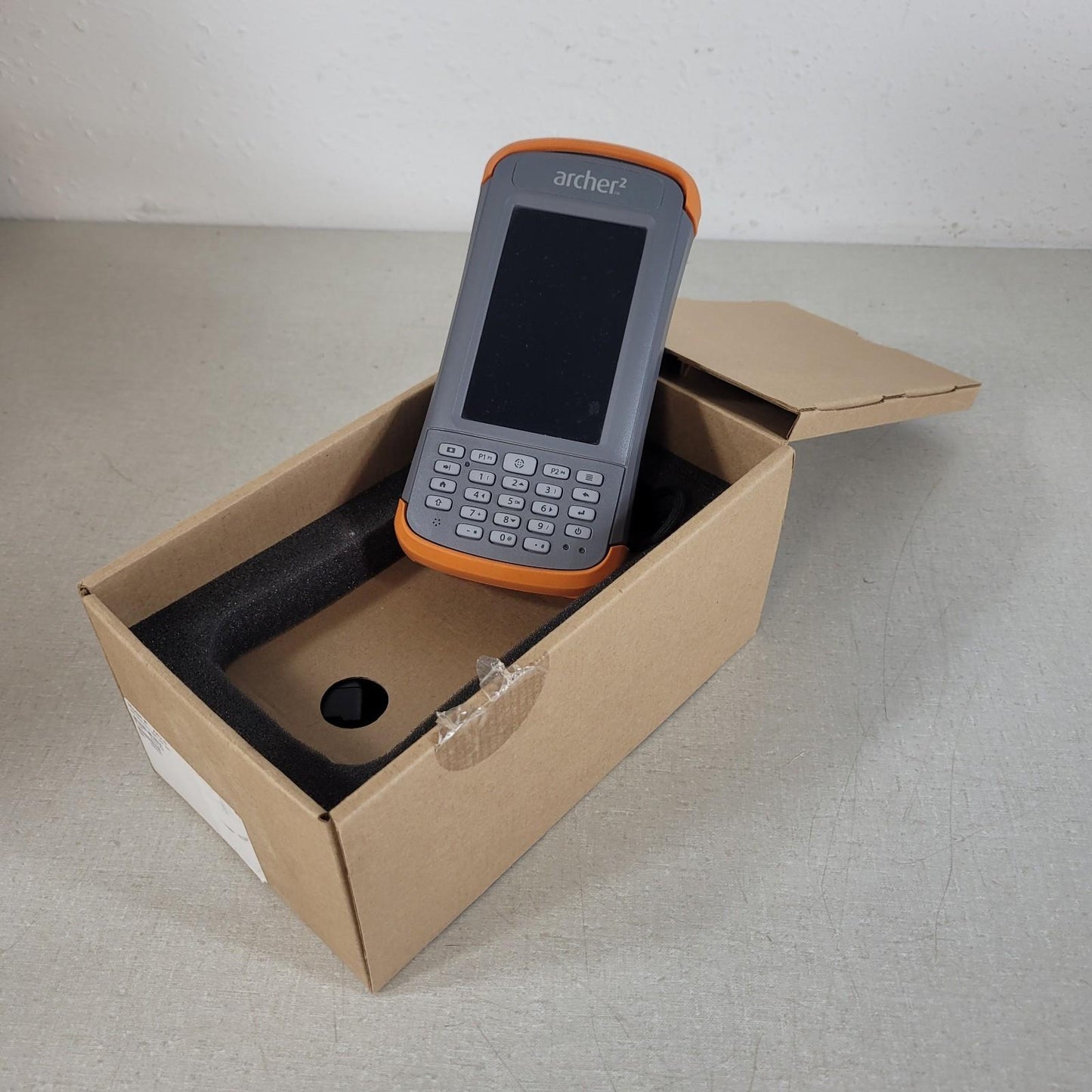 Juniper Archer 2 Standard Handheld Mobile Wifi PC w/ 12V Car Charger and OEM Box