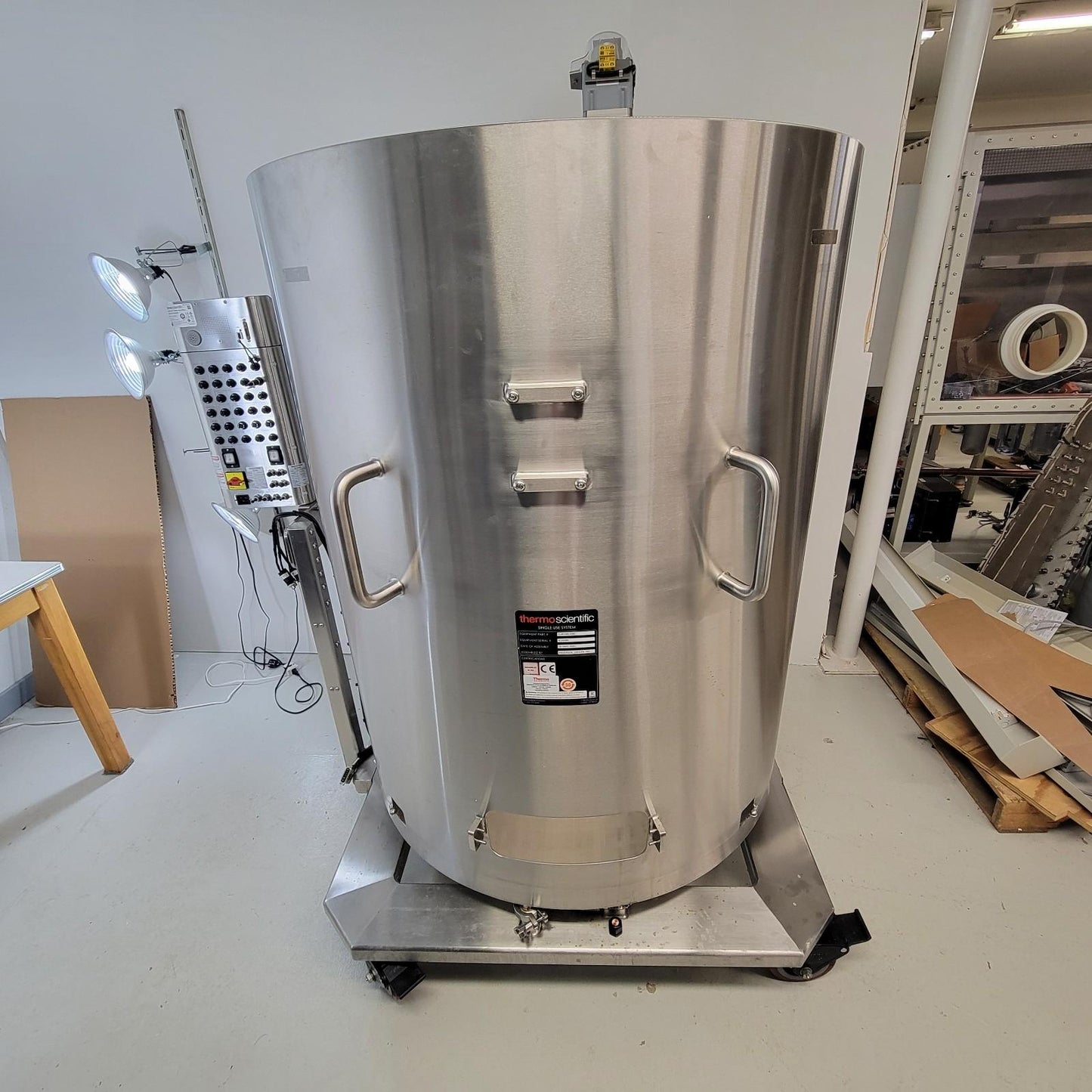 2020 Thermo HyPerforma 1000L Single-Use Mixer SUM1000.5082 Non-Jacketed
