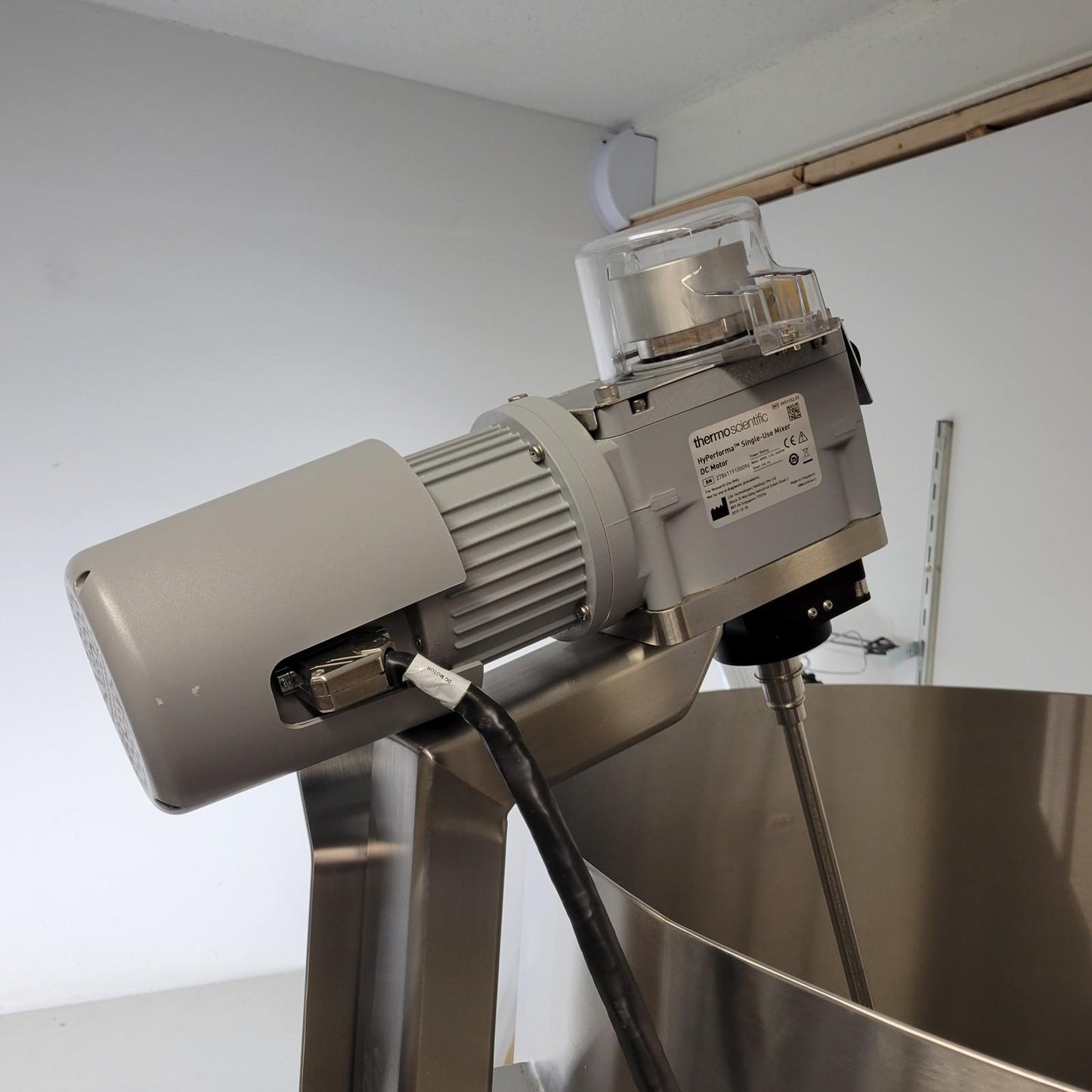 2020 Thermo HyPerforma 1000L Single-Use Mixer SUM1000.5082 Non-Jacketed