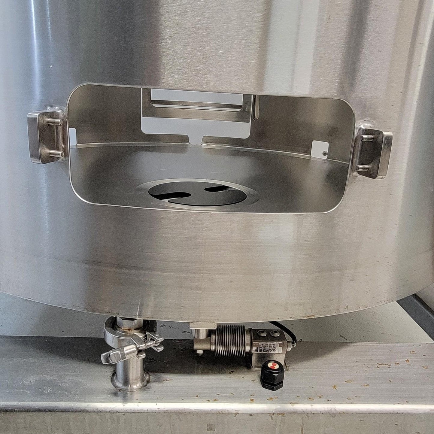2020 Thermo HyPerforma 1000L Single-Use Mixer SUM1000.5082 Non-Jacketed