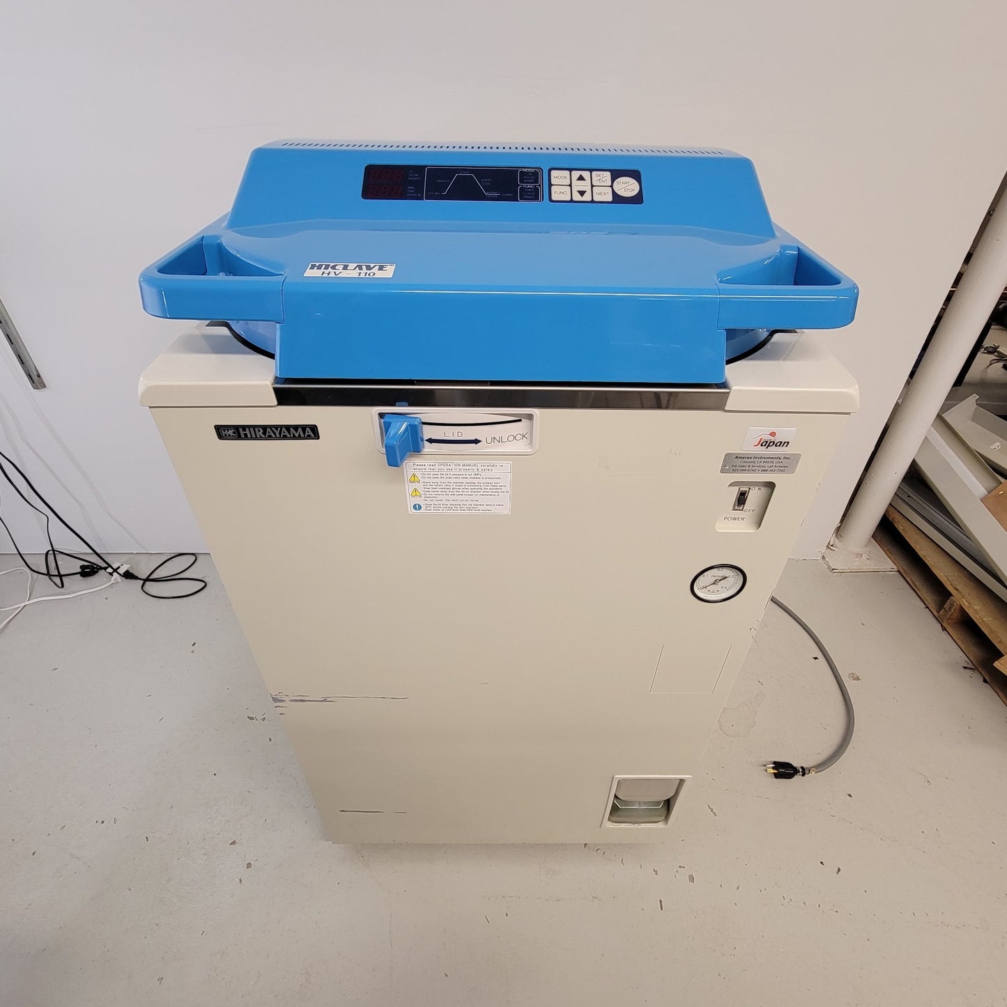 TESTED Hirayama HICLAVE HV-110 Upright Autoclave Sterilization Device w/ Basket