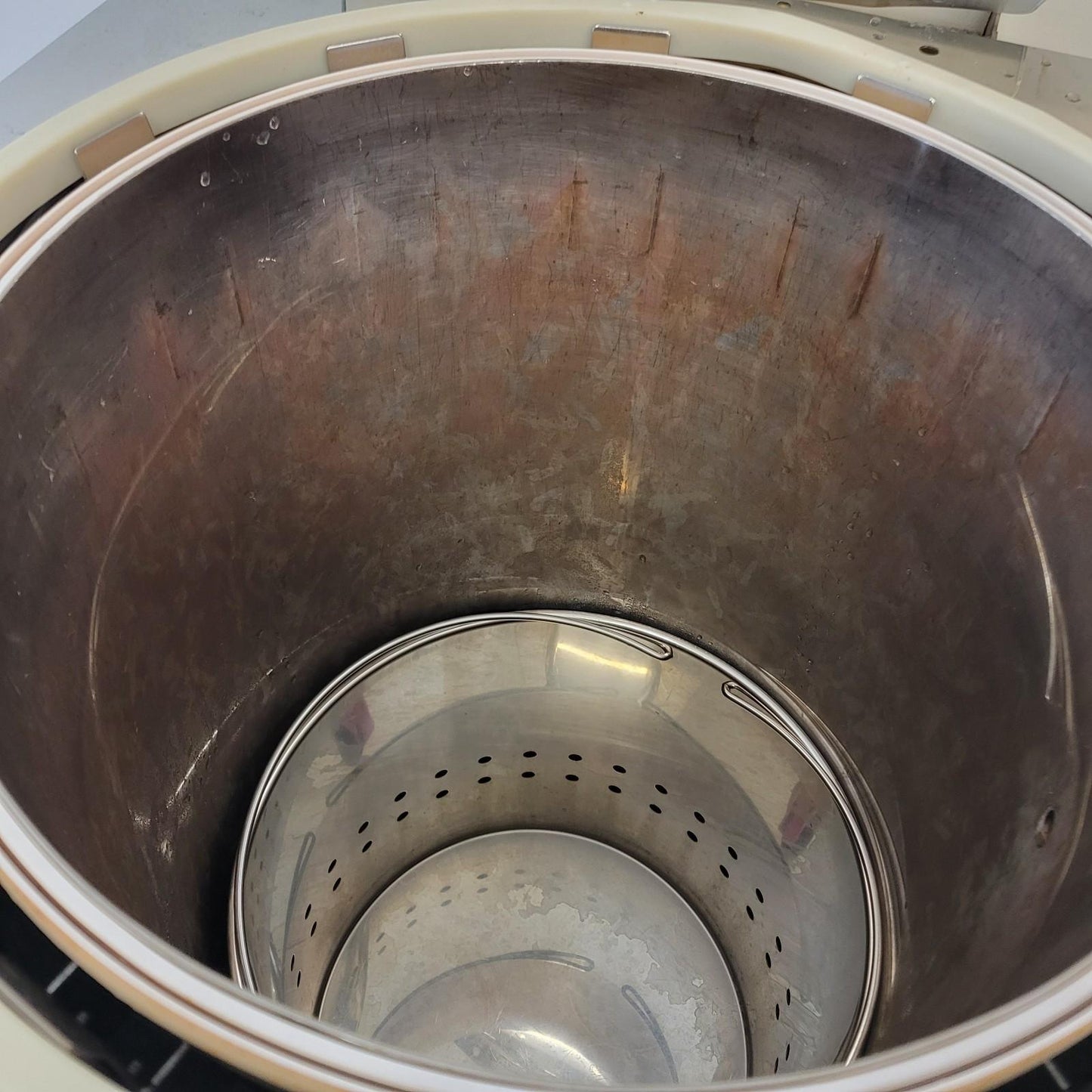 TESTED Hirayama HICLAVE HV-110 Upright Autoclave Sterilization Device 110 Liter
