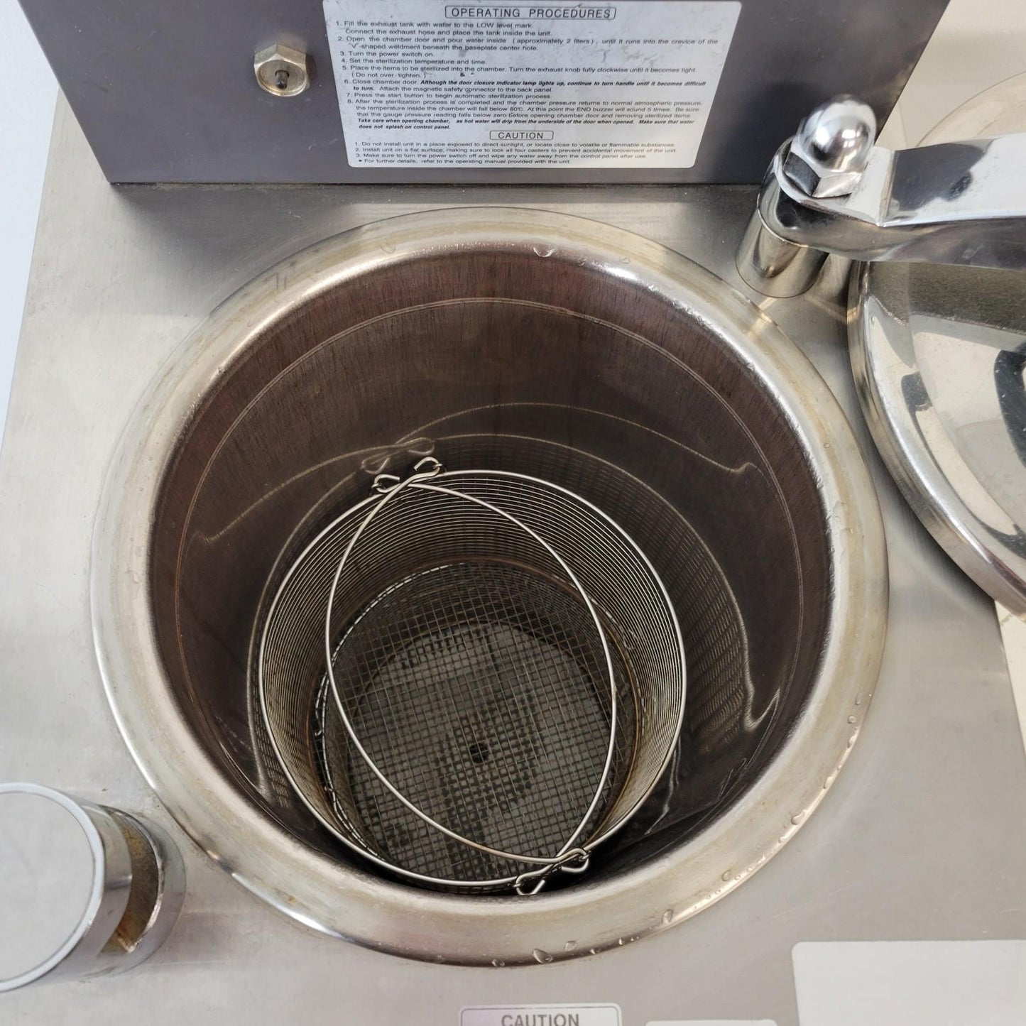 TESTED New Brunswick AC-48 Autoclave Steam Sterilization Chamber 120 VAC