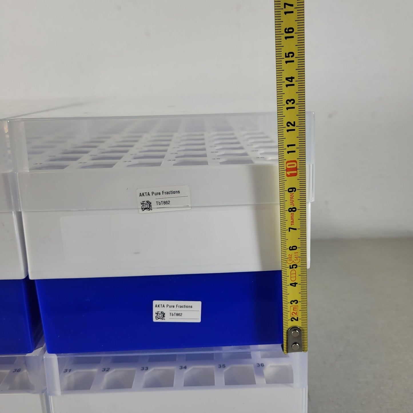 Lot of 12 36-Place 15mL Cole-Parmer Polypropylene Freezer Box  3 Orange 9 Blue