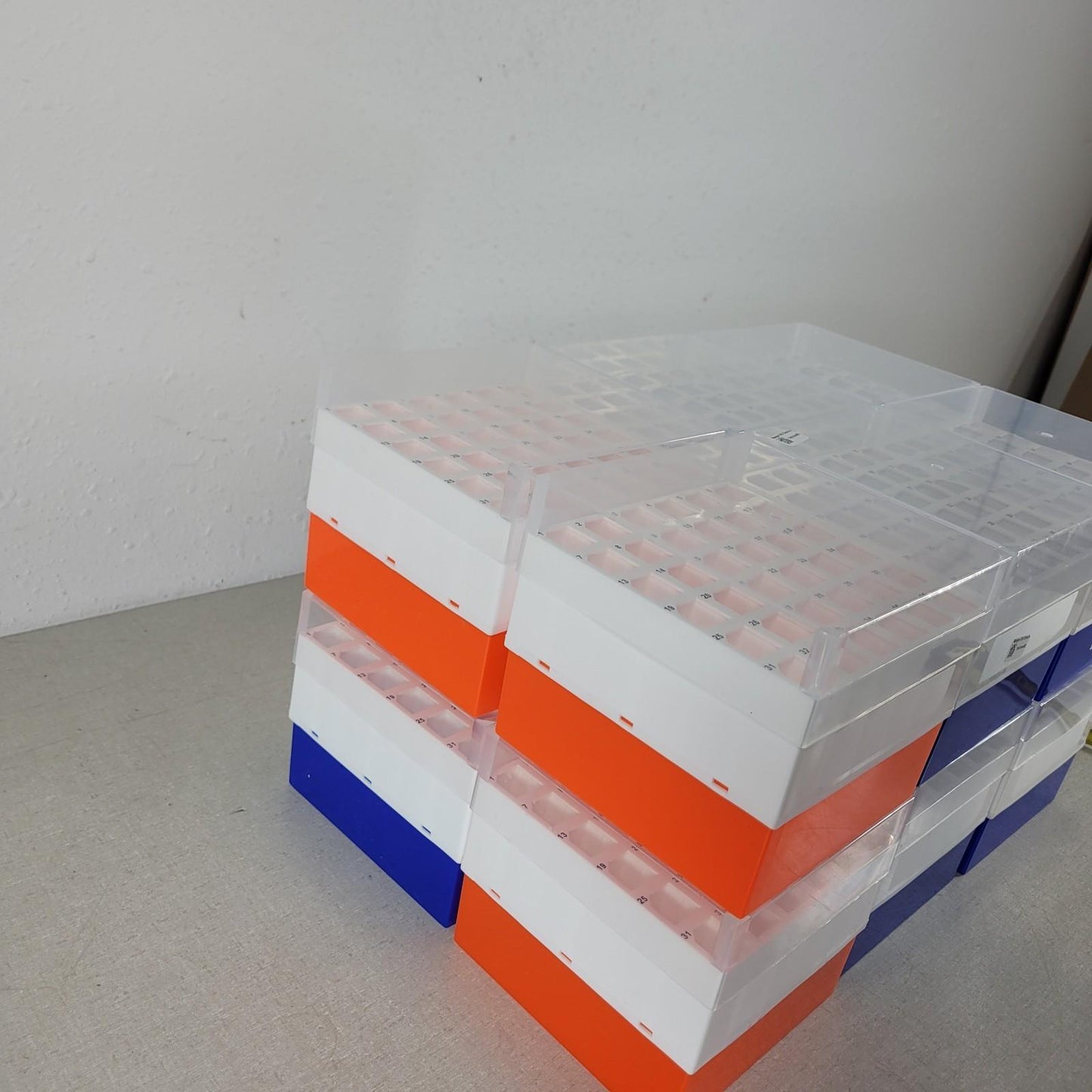 Lot of 12 36-Place 15mL Cole-Parmer Polypropylene Freezer Box  3 Orange 9 Blue