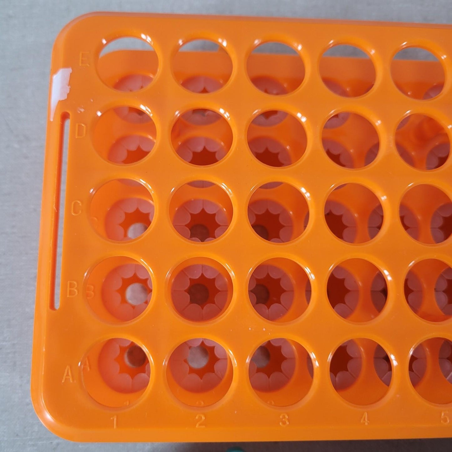 Variety Of Test Tube Vials Holder Racks Centrifuge PCR Wire Plastic Scienceware