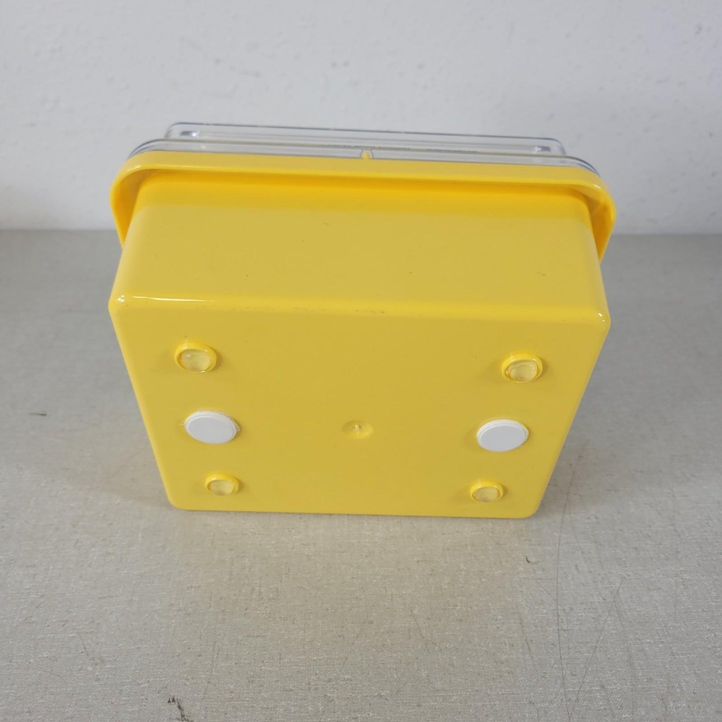 VWR Globe 454025 Cryocool Mini Cooler 20-Place 4x5 -20°C 1.5 mL Tubes Yellow