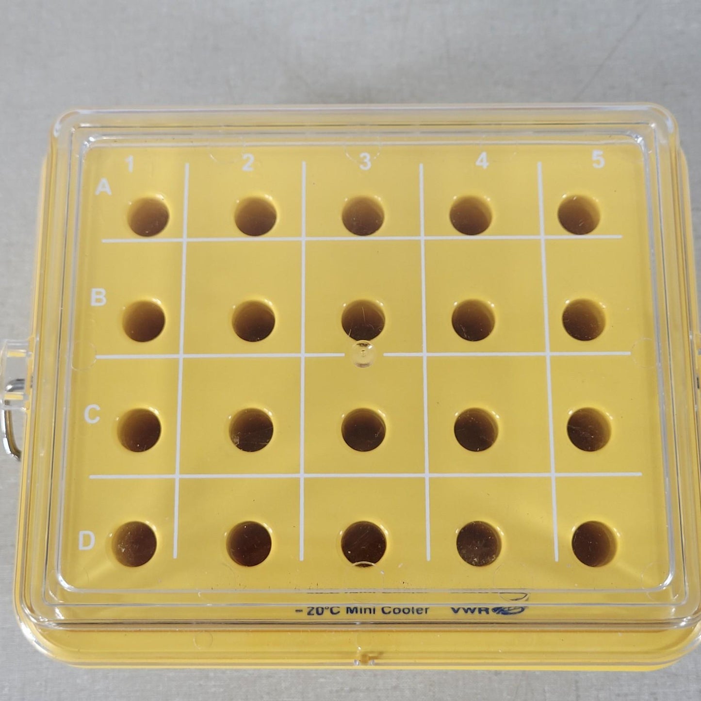 VWR Globe 454025 Cryocool Mini Cooler 20-Place 4x5 -20°C 1.5 mL Tubes Yellow