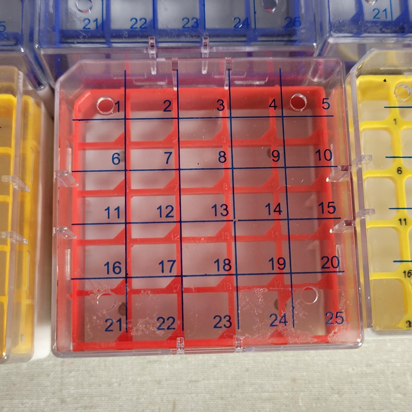 Lot Of 95 Nalgene VWR 5025-0505 CryoBoxes Polycarbonate 25-Place Cryogenic Vials