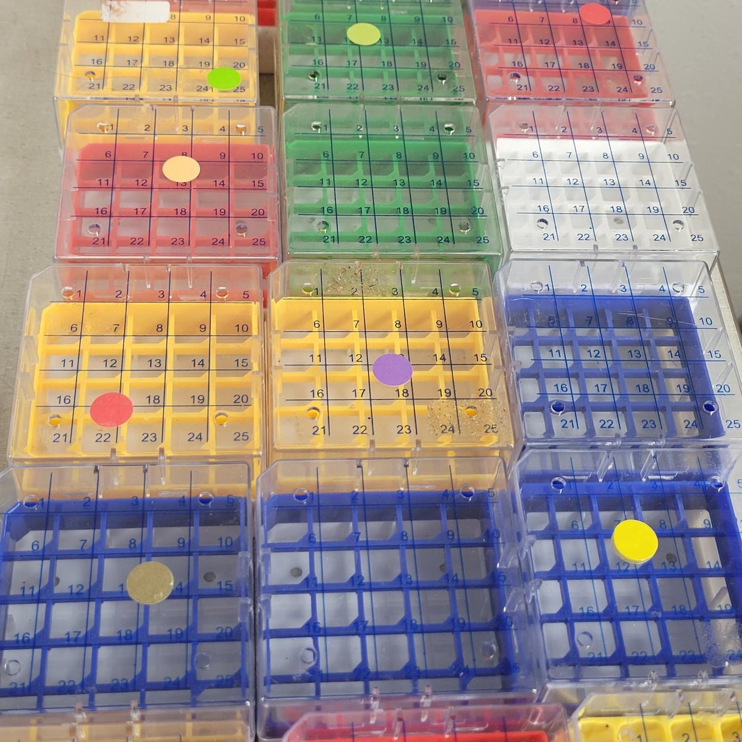 Lot Of 95 Nalgene VWR 5025-0505 CryoBoxes Polycarbonate 25-Place Cryogenic Vials