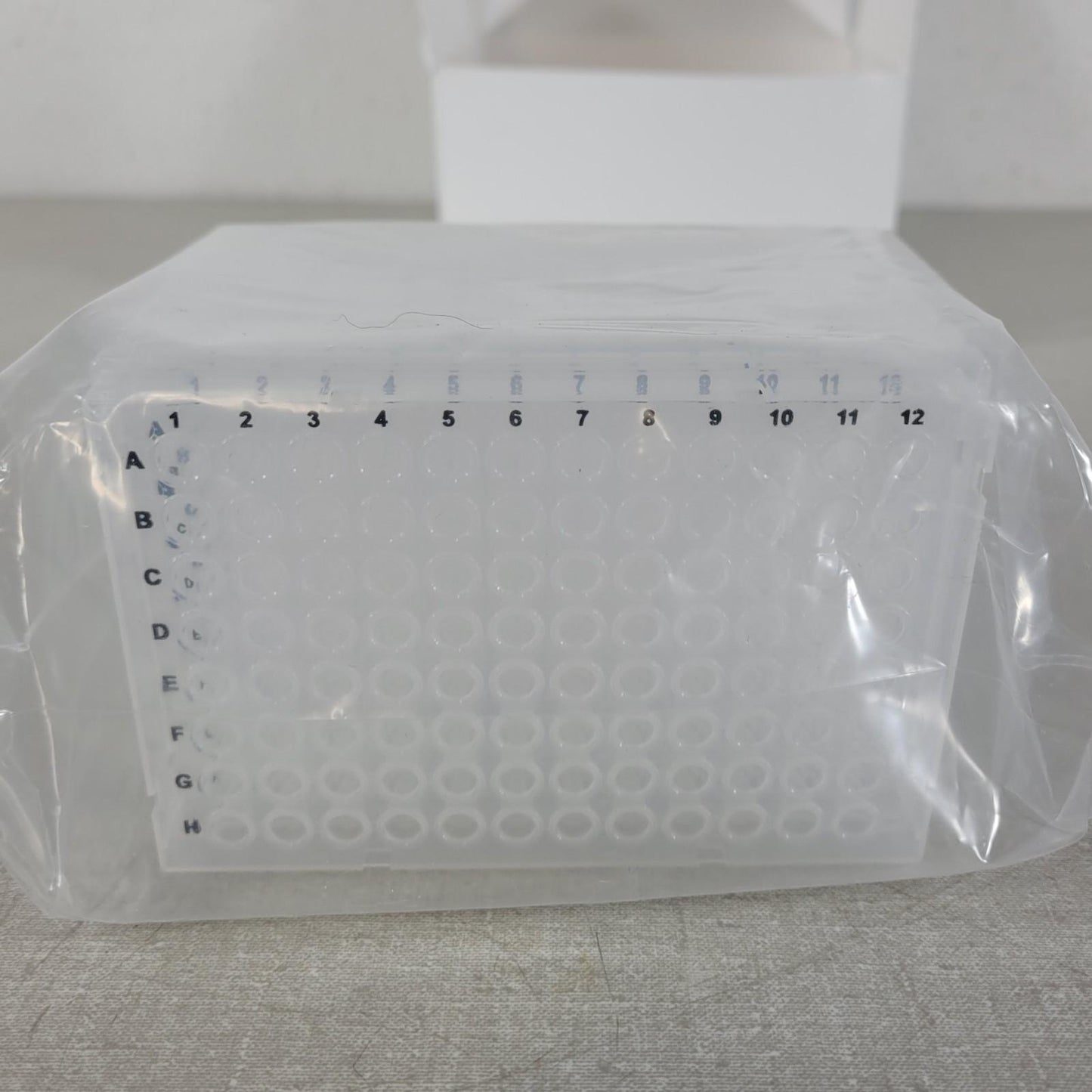VWR 490003-844 Gene Mate 96 Well Full Skirted Low Profile 0.1 ml Natural 8 Pack