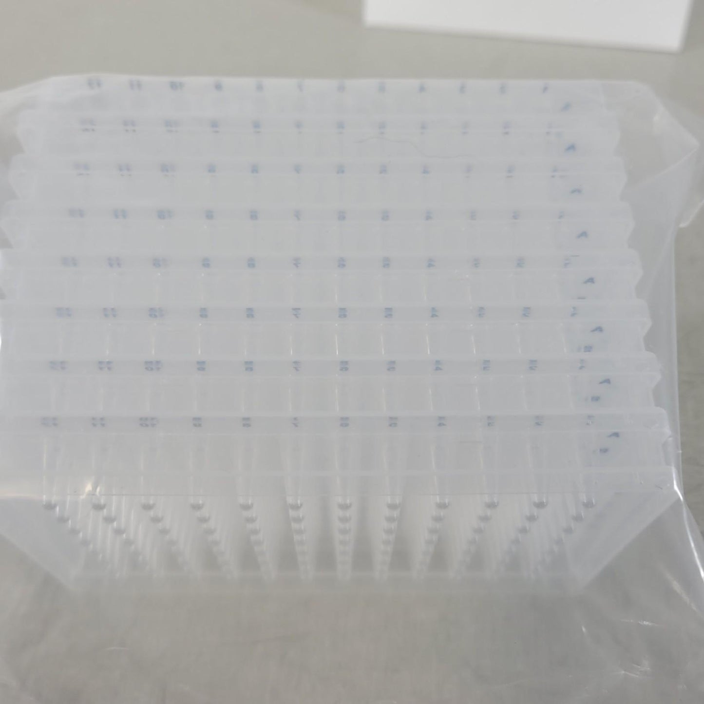 VWR 490003-844 Gene Mate 96 Well Full Skirted Low Profile 0.1 ml Natural 8 Pack