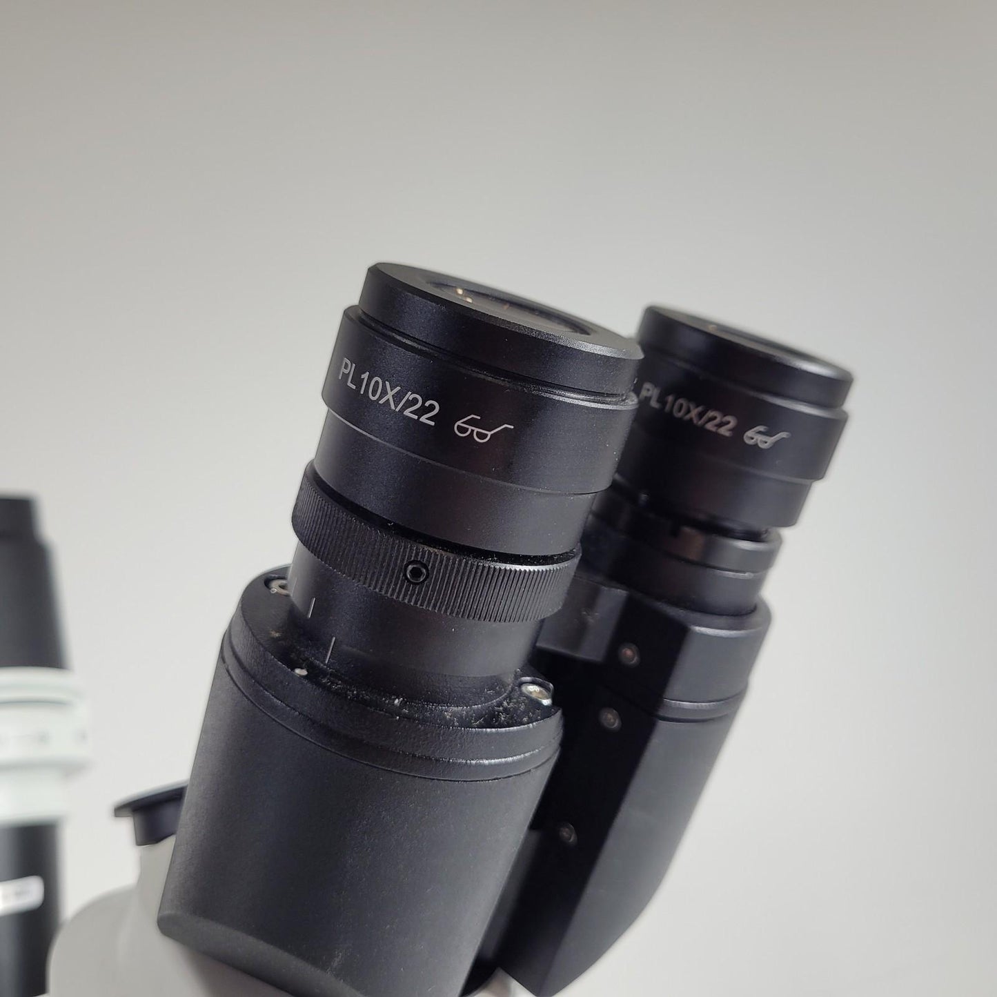 Laxco LMI3-PH4 Inverted Phase Contrast Microscope 3 Objectives PL10X/22 LMI-3000