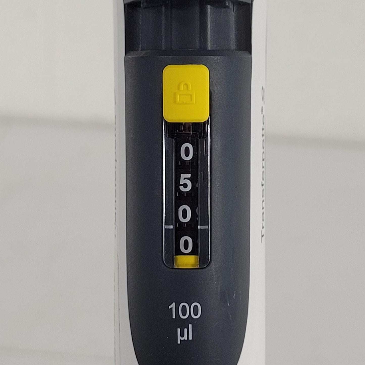 Brandtech 705874 Transferpette S Adjustable Volume Pipette 10-100µL DE-M
