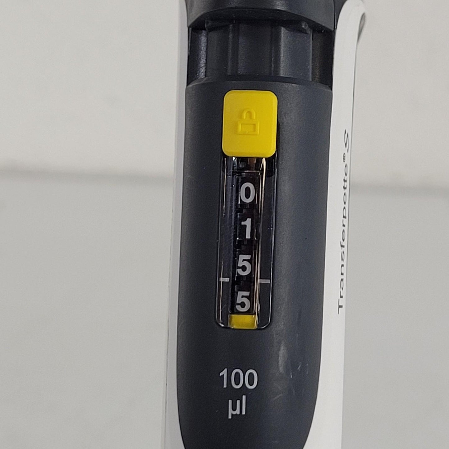 Brandtech 705874 Transferpette S Adjustable Volume Pipette 10-100µL DE-M