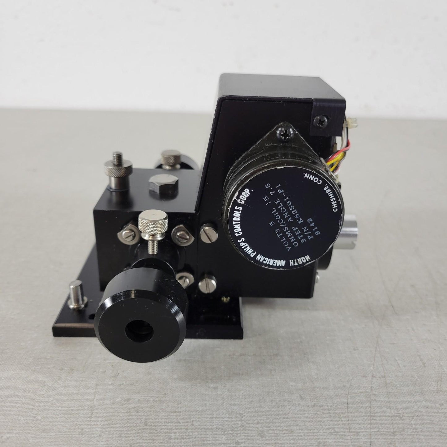 EG&G PARC 2100/97 Frequency Doubler DB9 w/ 5 Volts K82501-P18142 Stepper