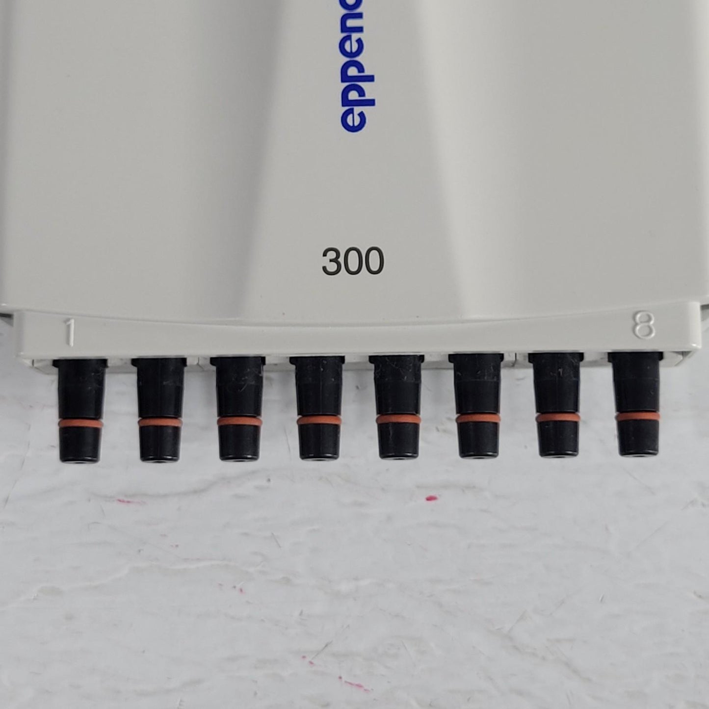 Eppendorf EPPR3065 30-300µL 8-Channel Pipette Orange Adjustable Vol 4926000050