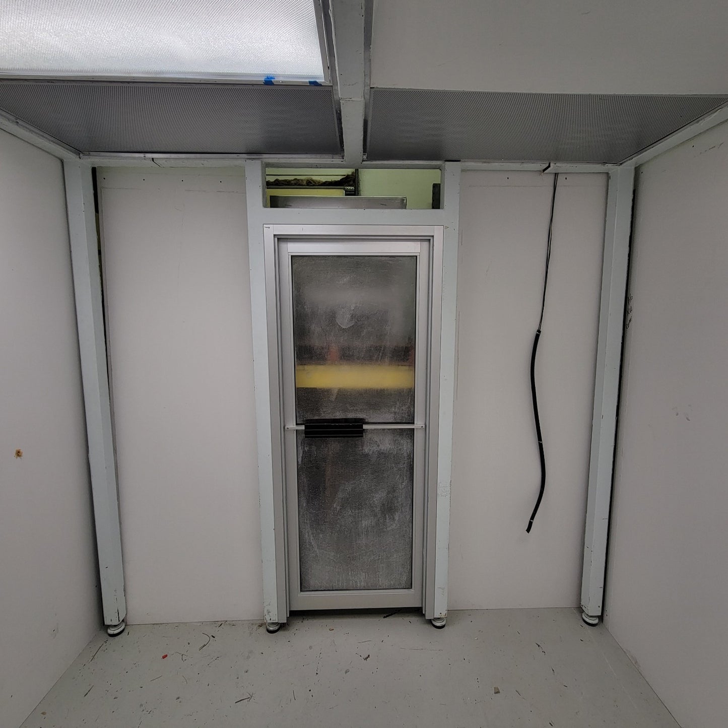 Terra 6701-99A Universal Modular Hardwall Cleanroom ISO5 8'L x 8'W x 8'H ISO 5