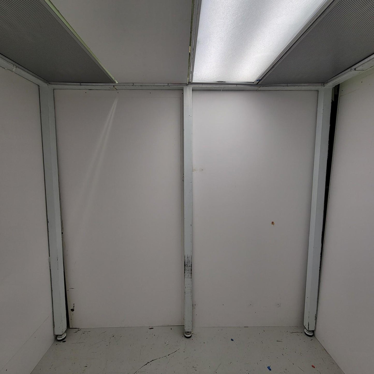 Terra 6701-99A Universal Modular Hardwall Cleanroom ISO5 8'L x 8'W x 8'H ISO 5