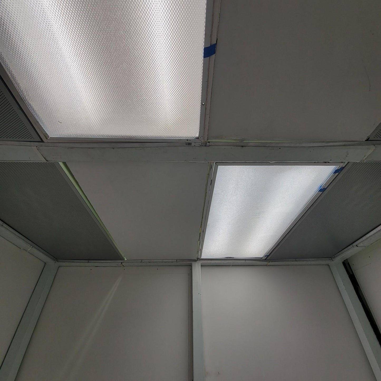 Terra 6701-99A Universal Modular Hardwall Cleanroom ISO5 8'L x 8'W x 8'H ISO 5