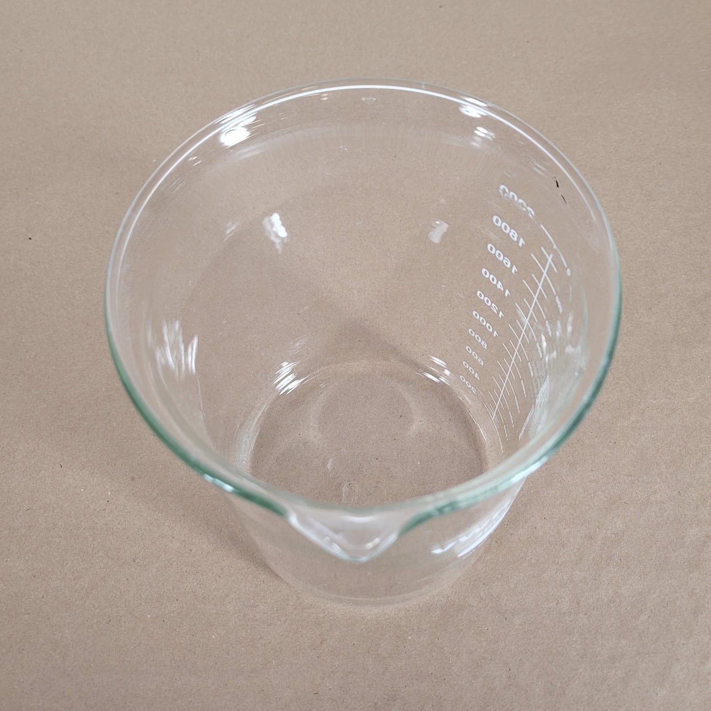 VWR 89000-216 Griffin Low Form Beaker 2000ml Borosilicate Glass Beaded Top