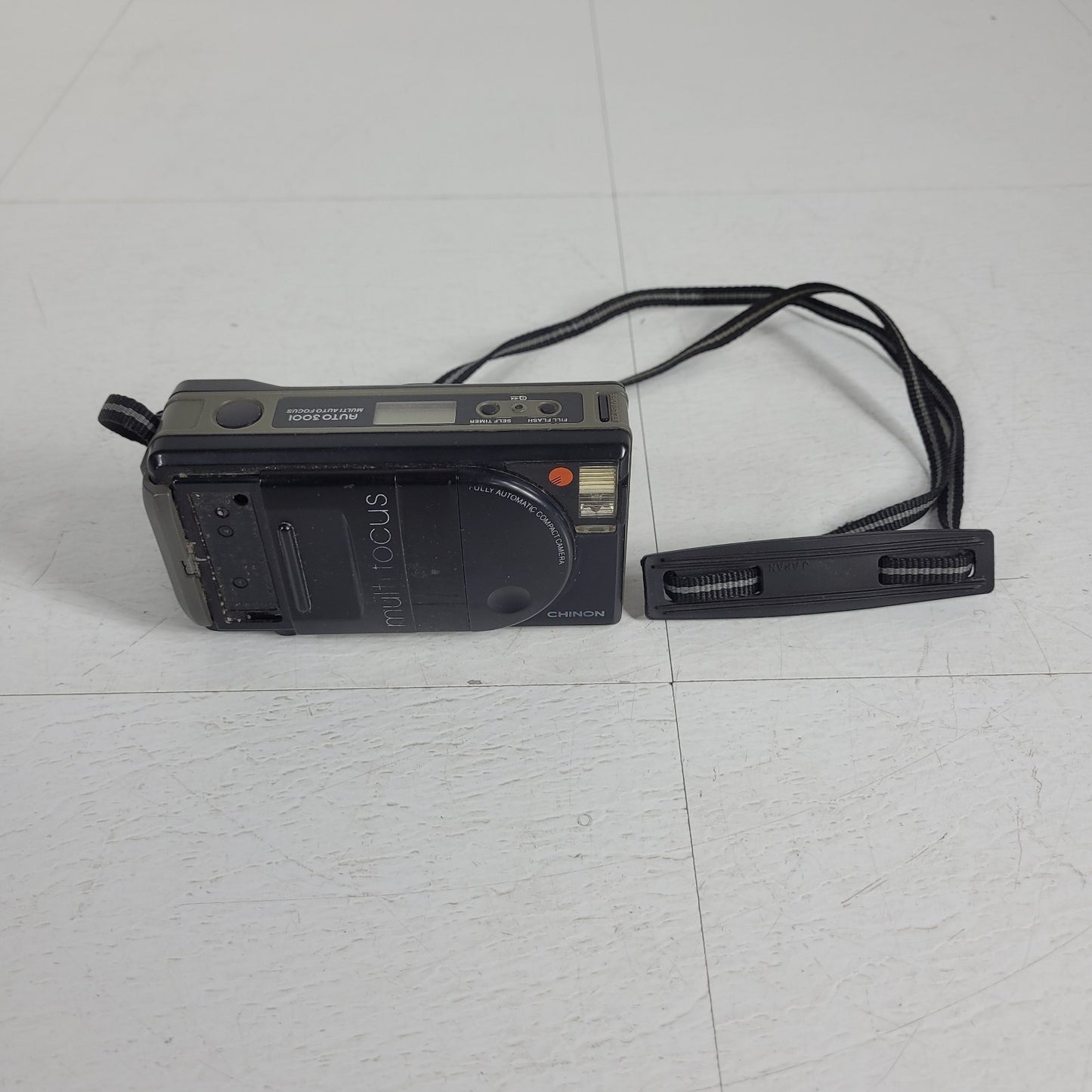 Chinon Auto 3001 Multifocus Point Shoot 35mm Camera Infrared w/ Autofocus System