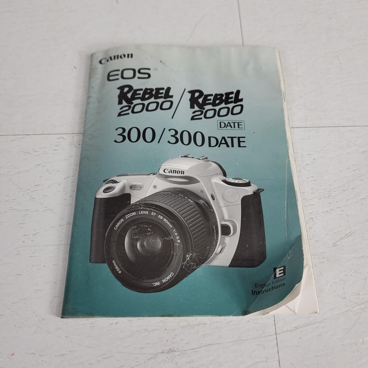 Canon EOS Rebel 2000 35mm Film SLR Camera w/ Manual and Sling Strap