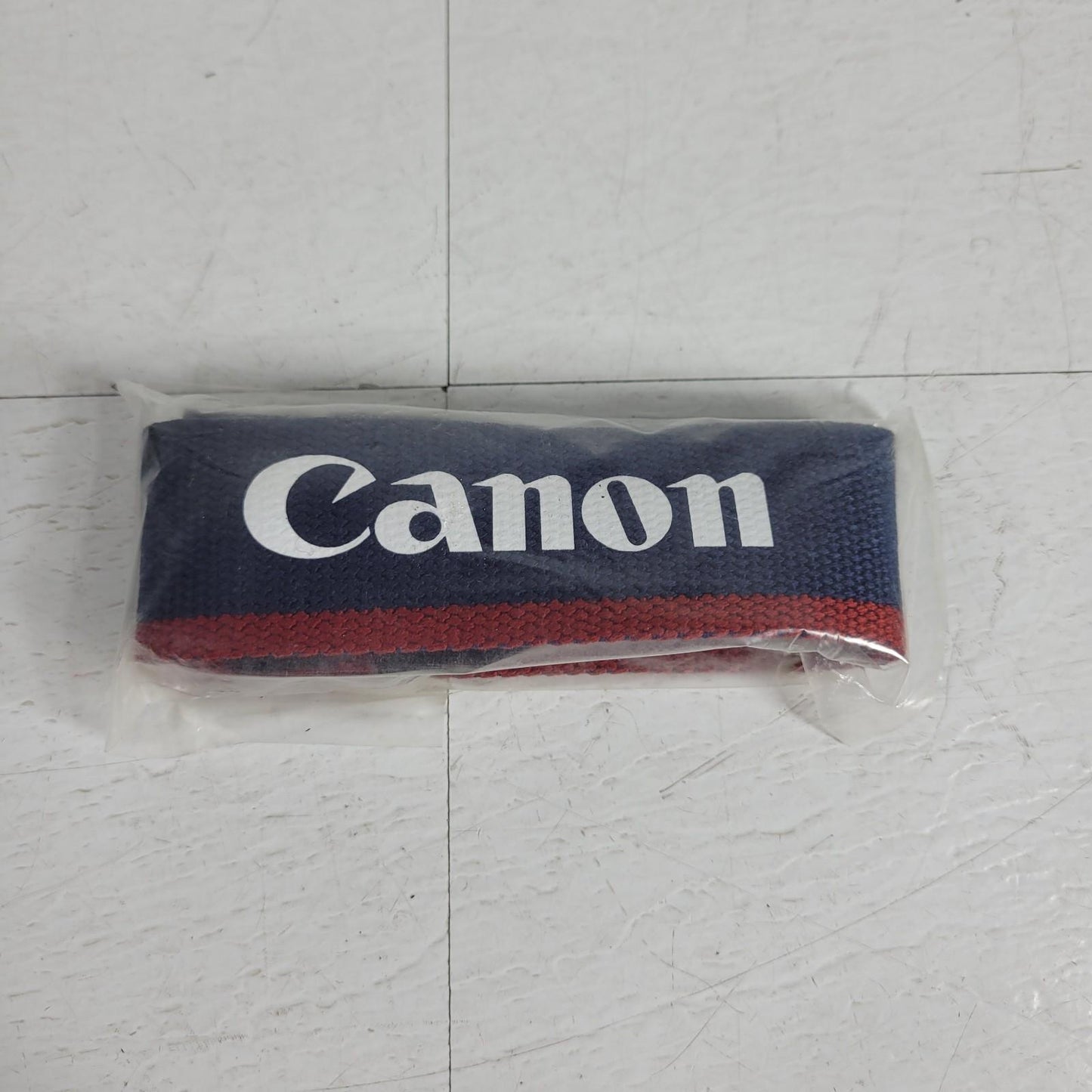 Canon EOS Rebel 2000 35mm Film SLR Camera w/ Manual and Sling Strap